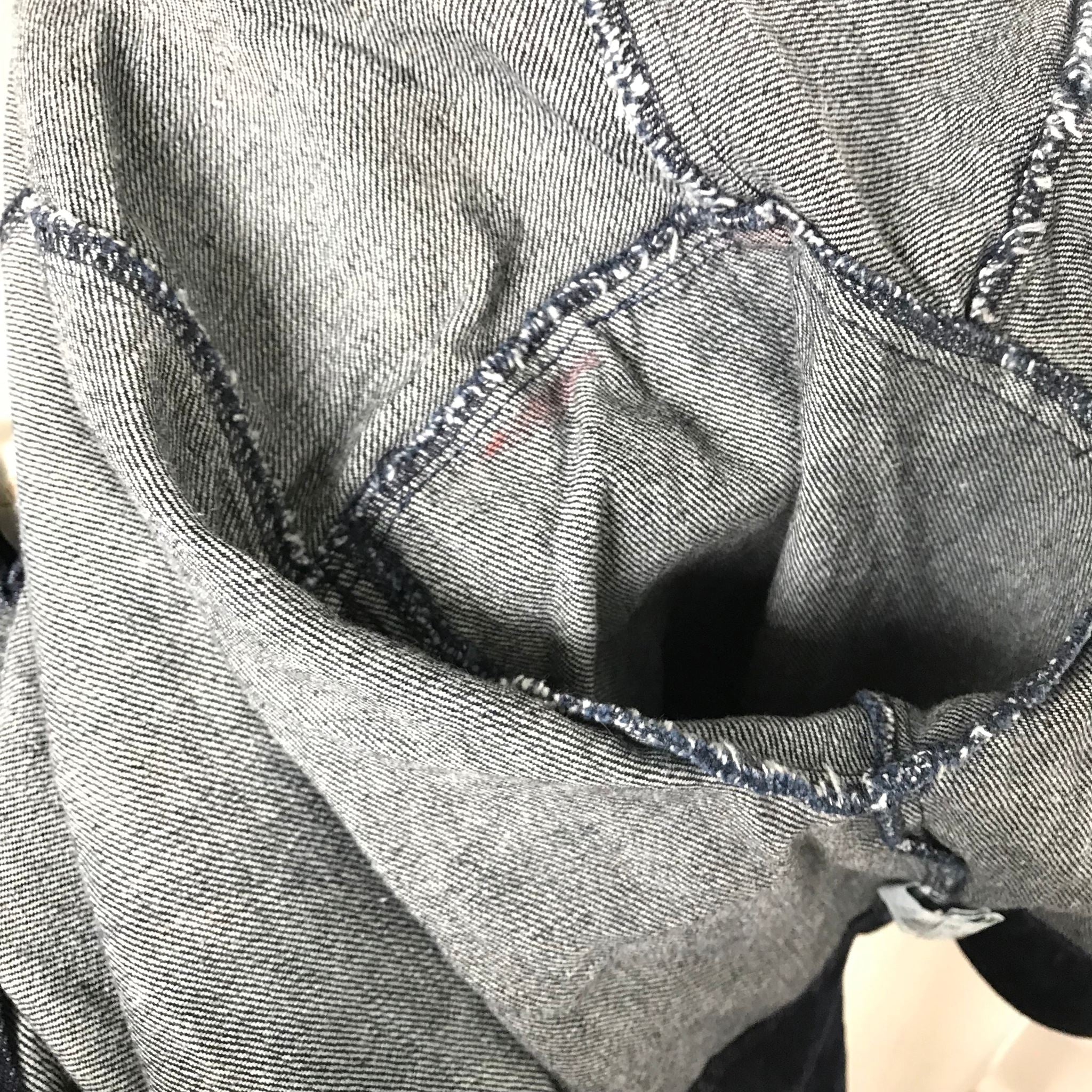 Xiran Womens' Cropped Dark Wash Denim Red Paint Detailed Jacket Sz S
