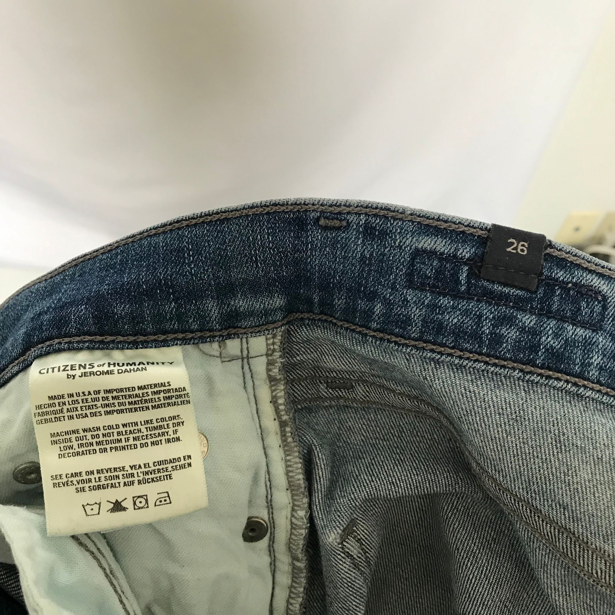 Citizens of Humanity Women's Light Wash Distressed and Ripped Skinny Jeans Sz 26