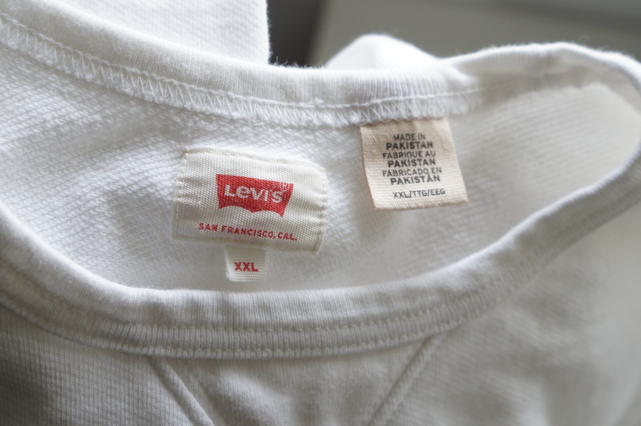 Levi's White On White Print Pullover Men's Crew Sweater Sz XXL