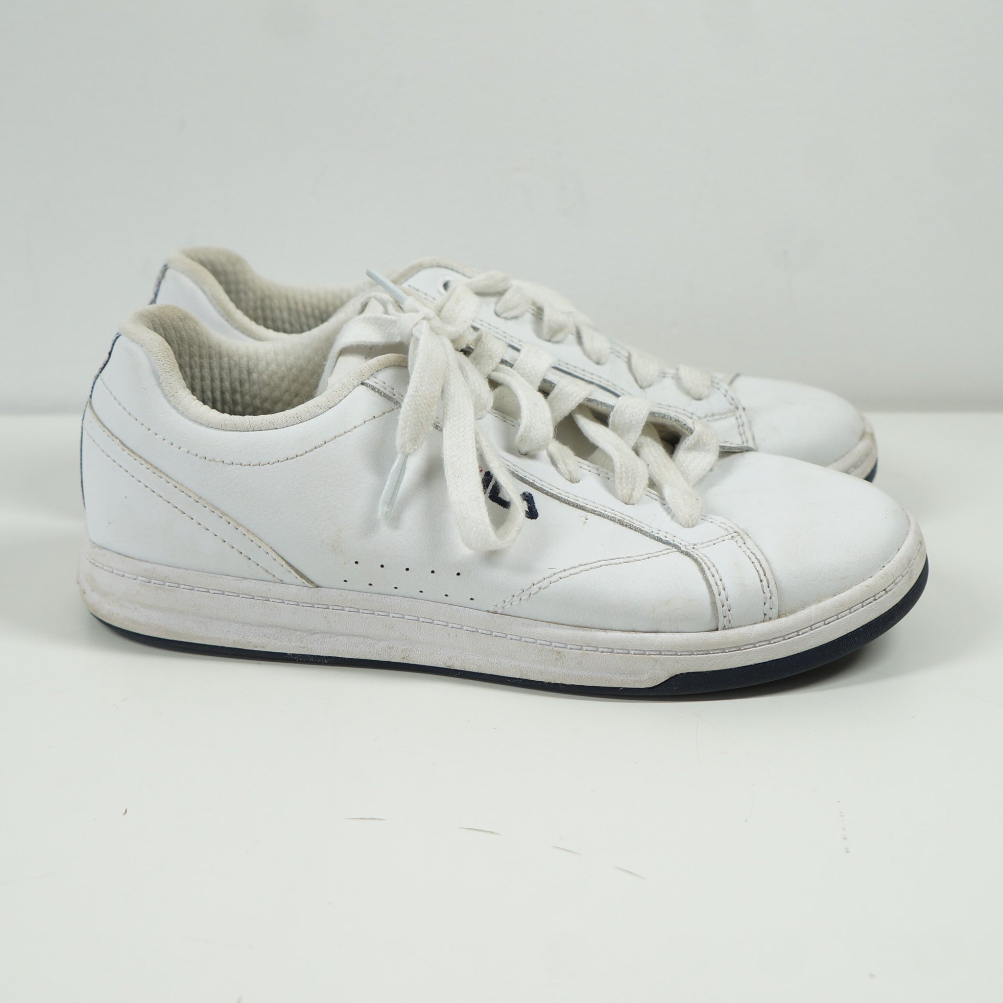 Fila Reunion Court Women's Sneakers Shoes White/Blue/Red US Sz 6.5 1295933