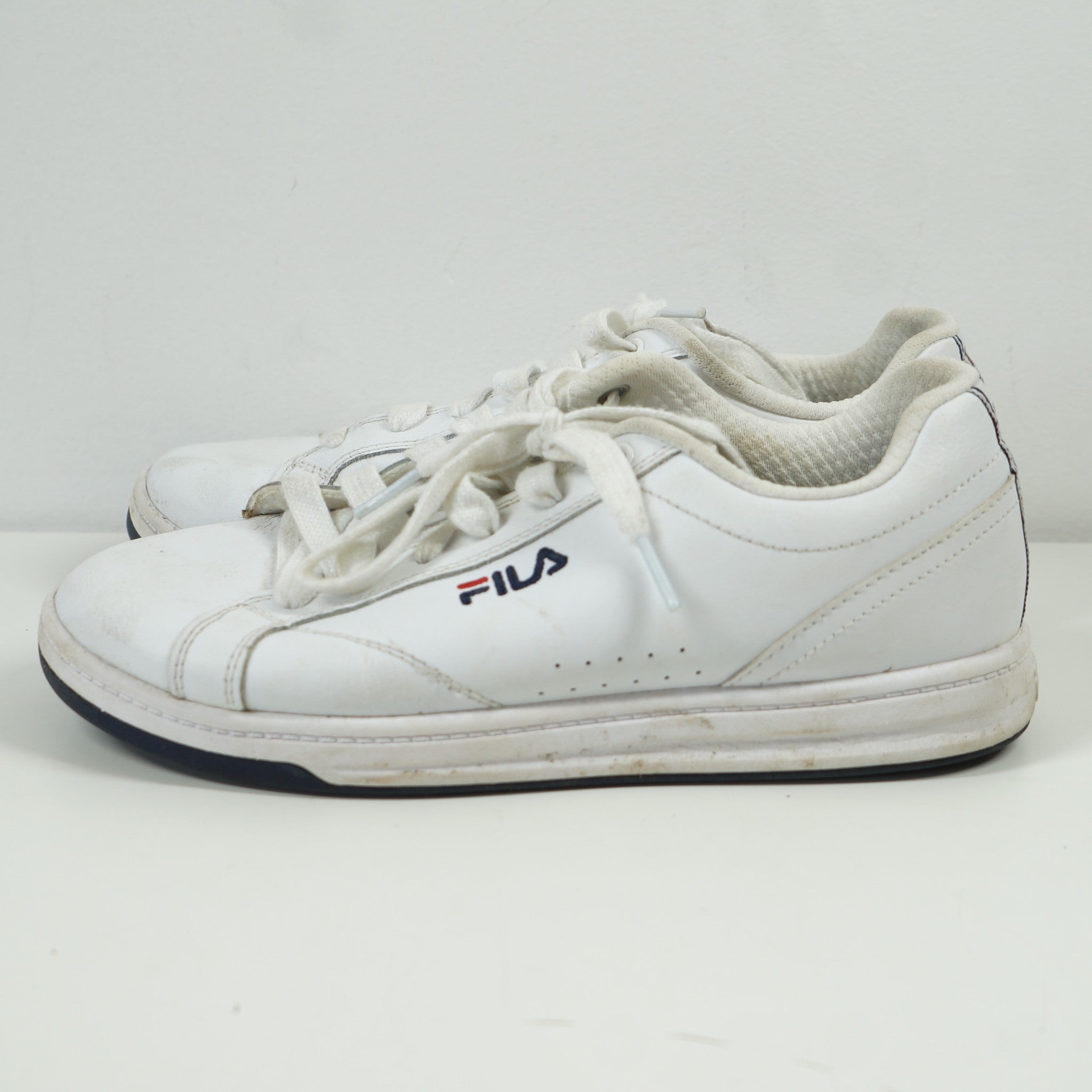 Fila Reunion Court Women's Sneakers Shoes White/Blue/Red US Sz 6.5 1295933
