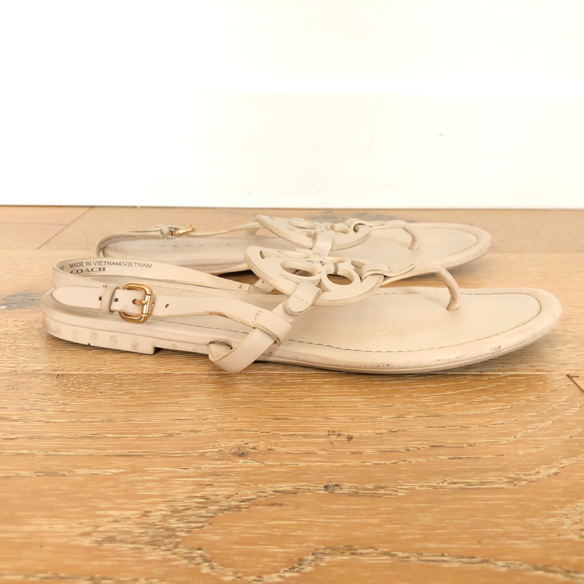 Coach Women's Jaci Leather Sandals Flip Flops with Strap Cream Sz 6.5 C2924