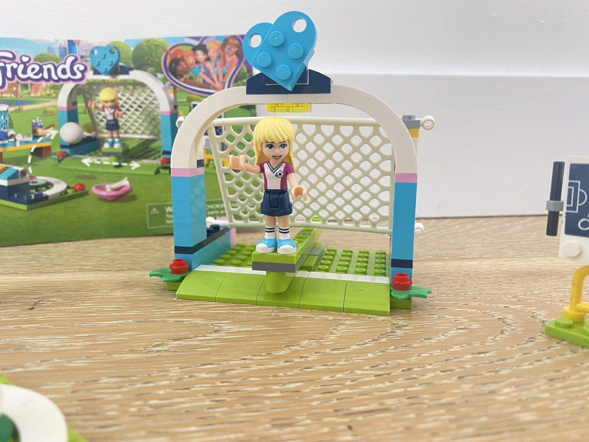 LEGO FRIENDS 41304 + 41330 Puppy Treats & Tricks + Stephanie's Soccer Practice