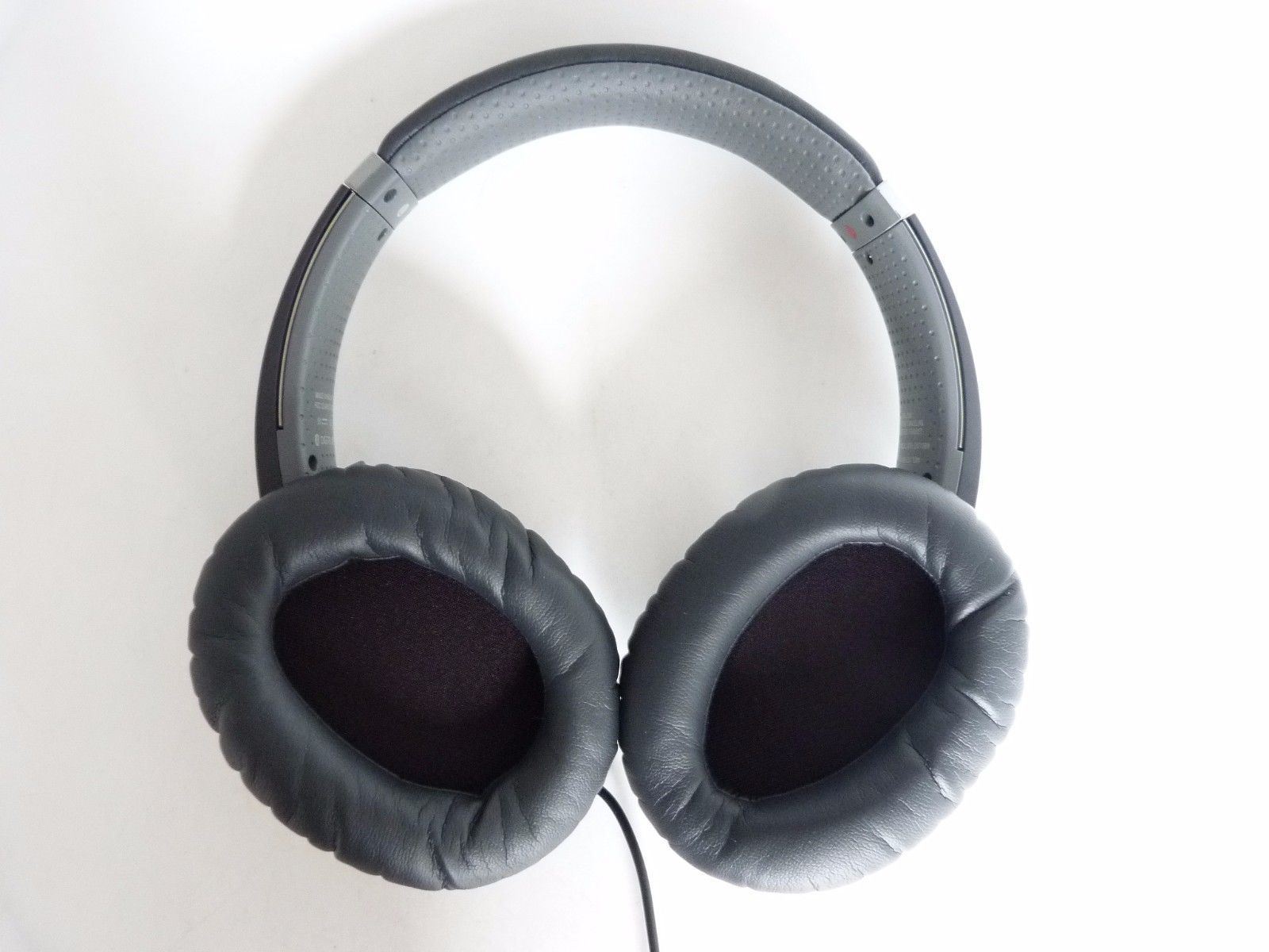Sony MDR-ZX770BN Bluetooth Noise-Canceling Headphones - Black GRADE B