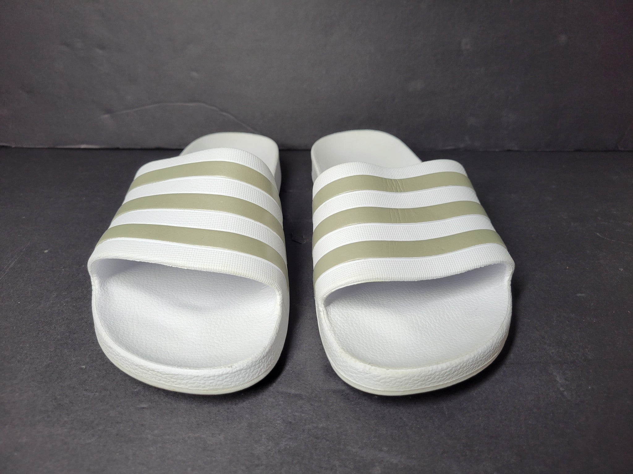Adidas Women's Adilette Aqua Slides Pool Sandals White/Gold Sz 7