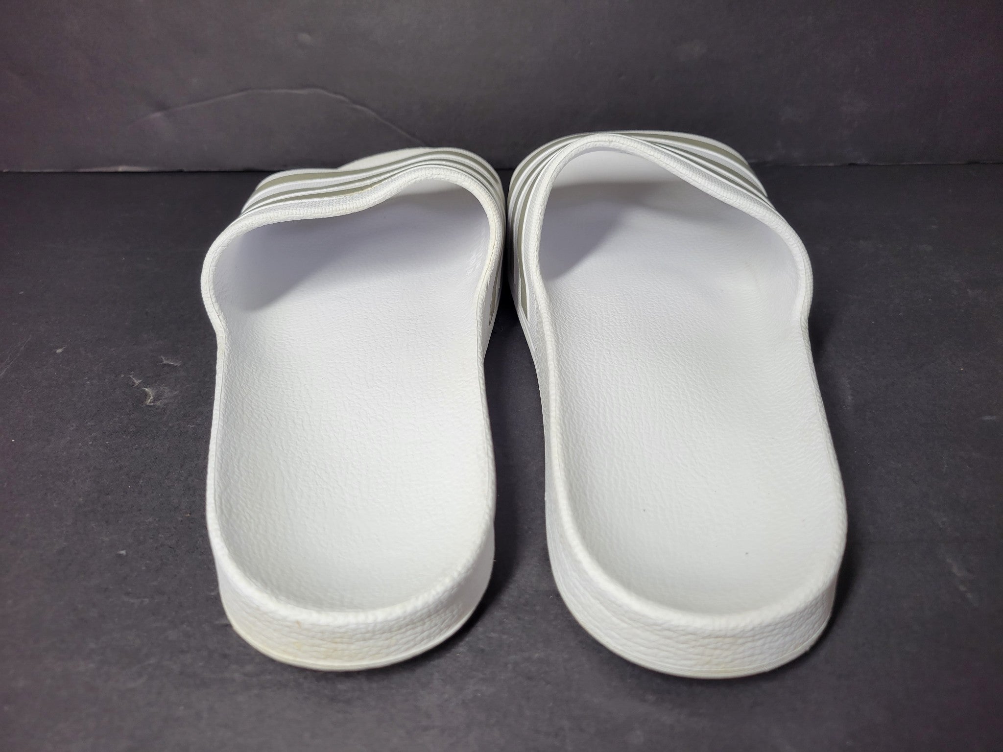 Adidas Women's Adilette Aqua Slides Pool Sandals White/Gold Sz 7