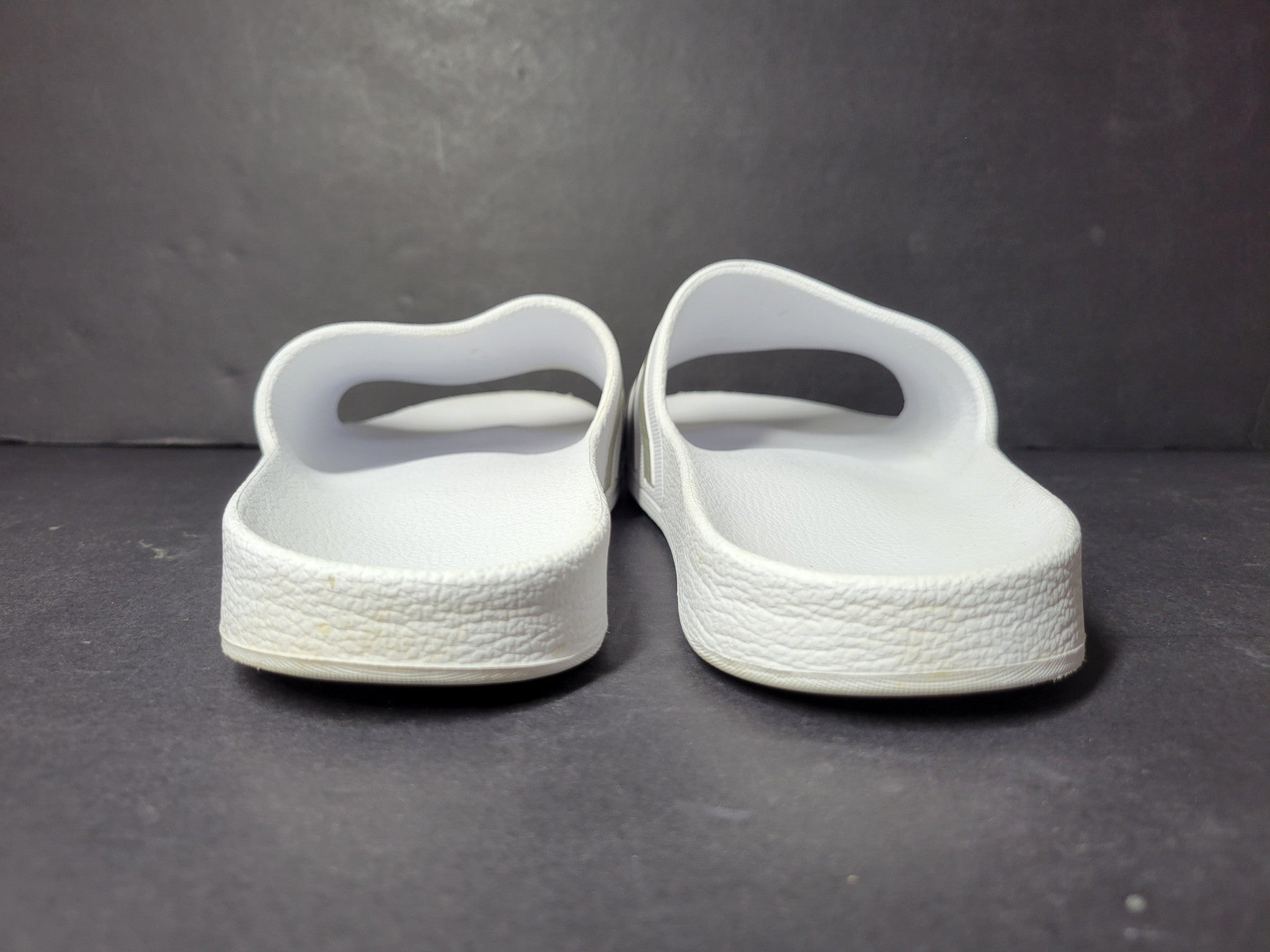 Adidas Women's Adilette Aqua Slides Pool Sandals White/Gold Sz 7