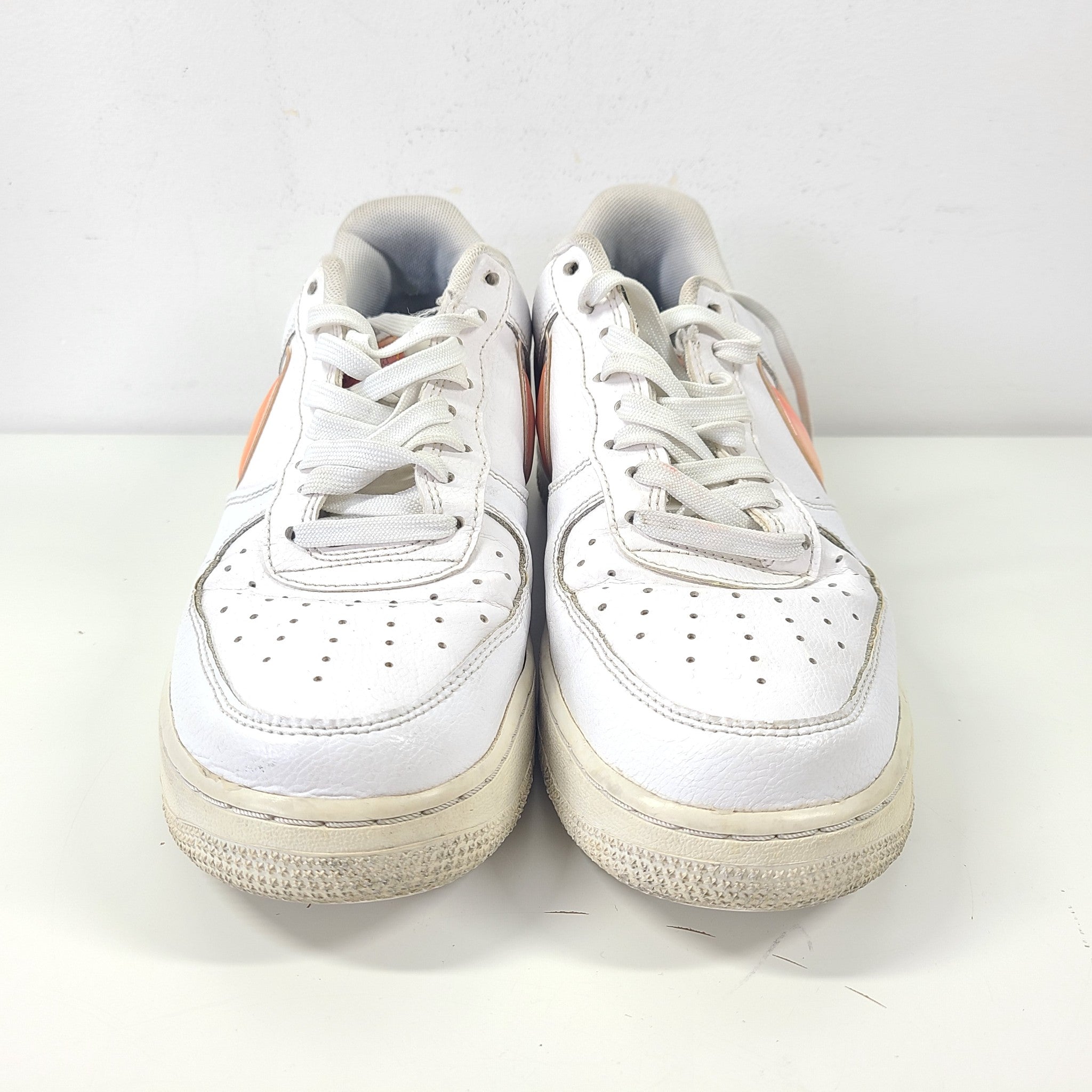 Nike Men's Air Force 1 Low Oversized Swoosh White Orange Peel AO2441-102 Sz 8.5