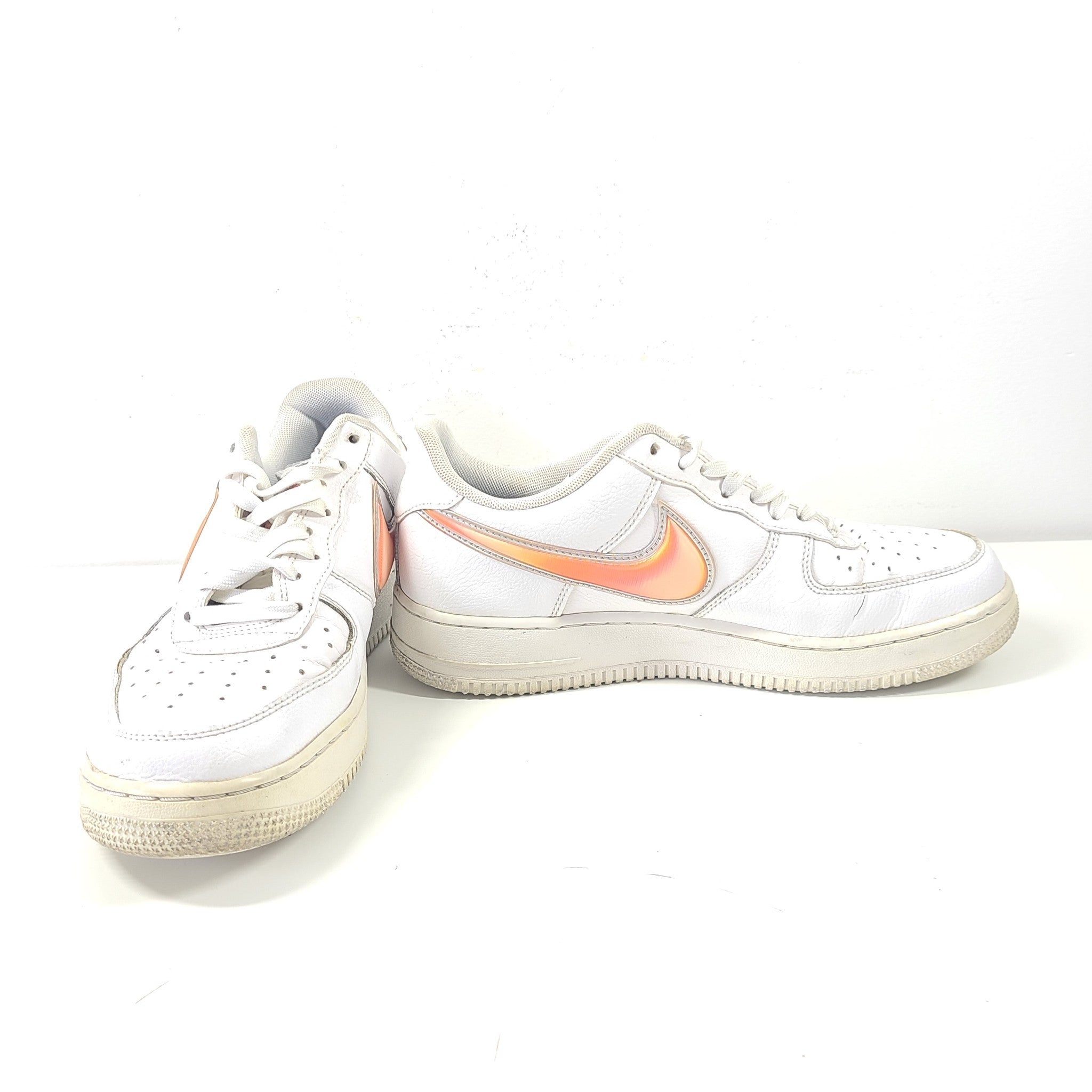 Nike Men's Air Force 1 Low Oversized Swoosh White Orange Peel AO2441-102 Sz 8.5