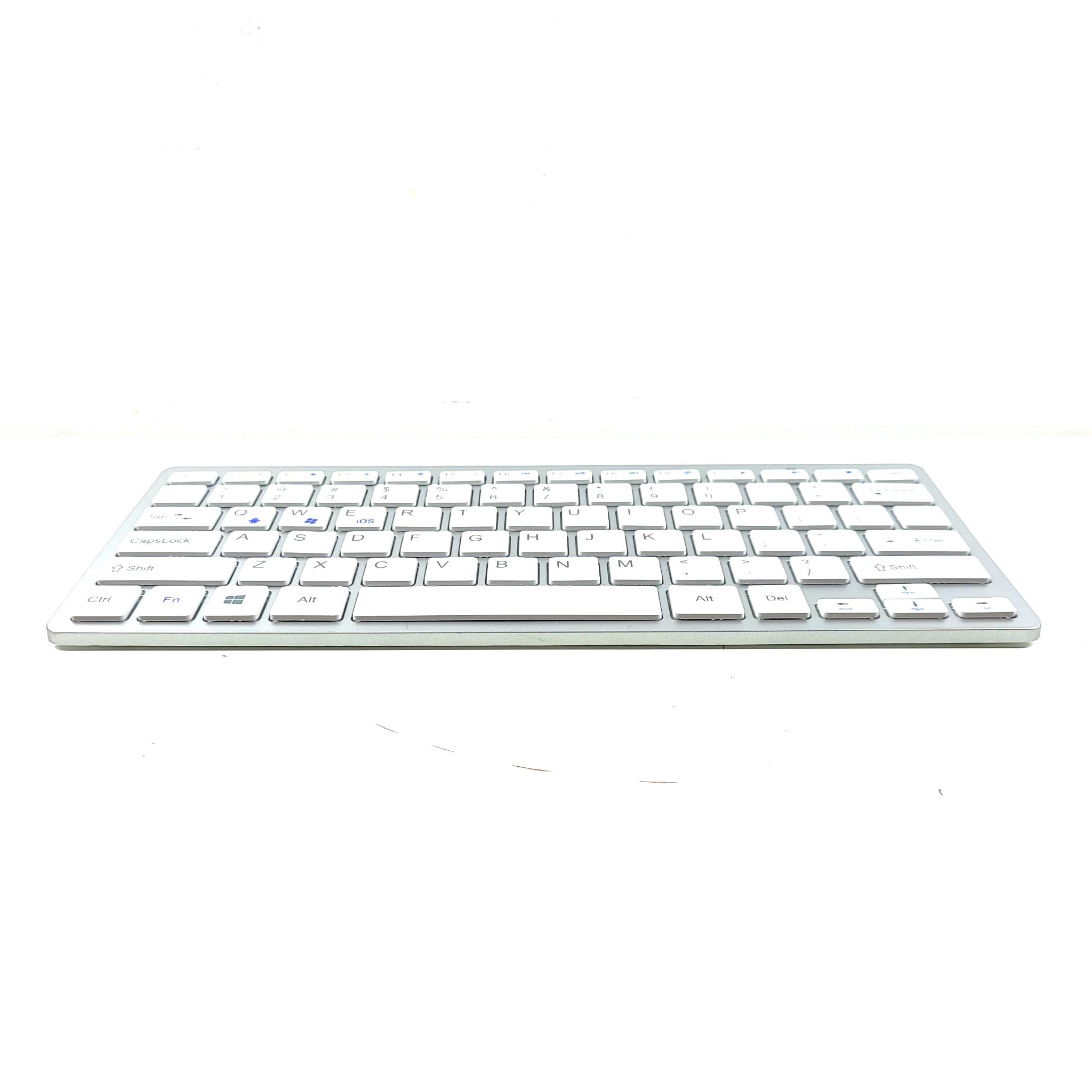 Nexxtech 8063390 Battery Powered Bluetooth 3.0 Keyboard for Windows Android iOS