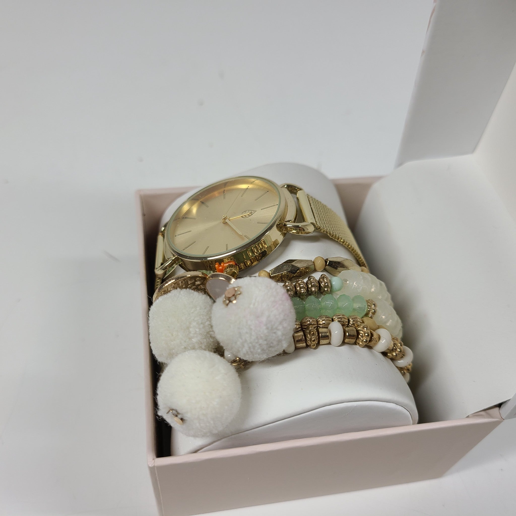 Jessica Carlyle Women's Gold Tone Watch and Boho Bracelet Gift Set