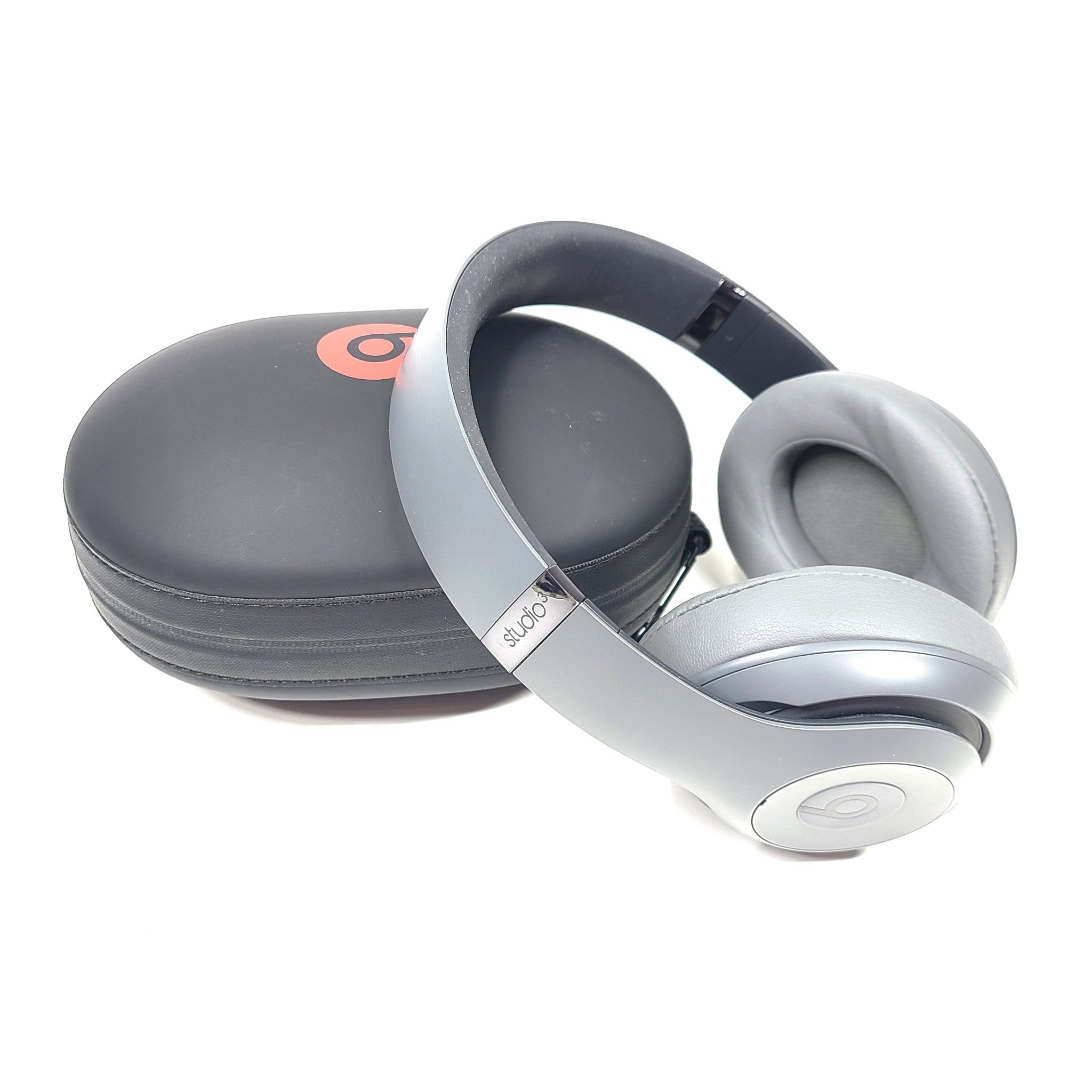 Beats by Dr. Dre Studio3 Wireless Over Ear Headphones - Gray