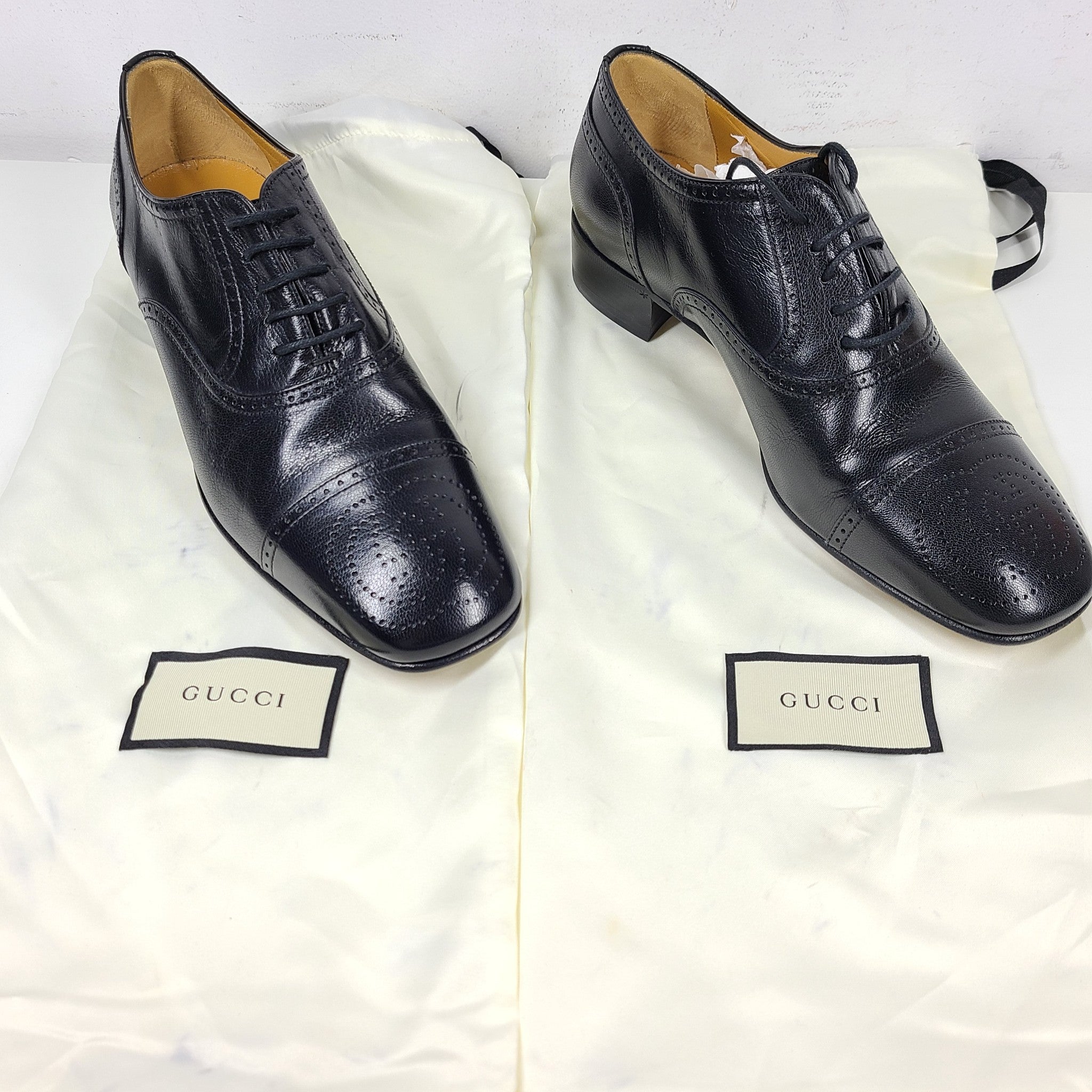 Gucci Men's Leather Oxford Dress Shoes with Brogue Detail 598300 US Sz 7