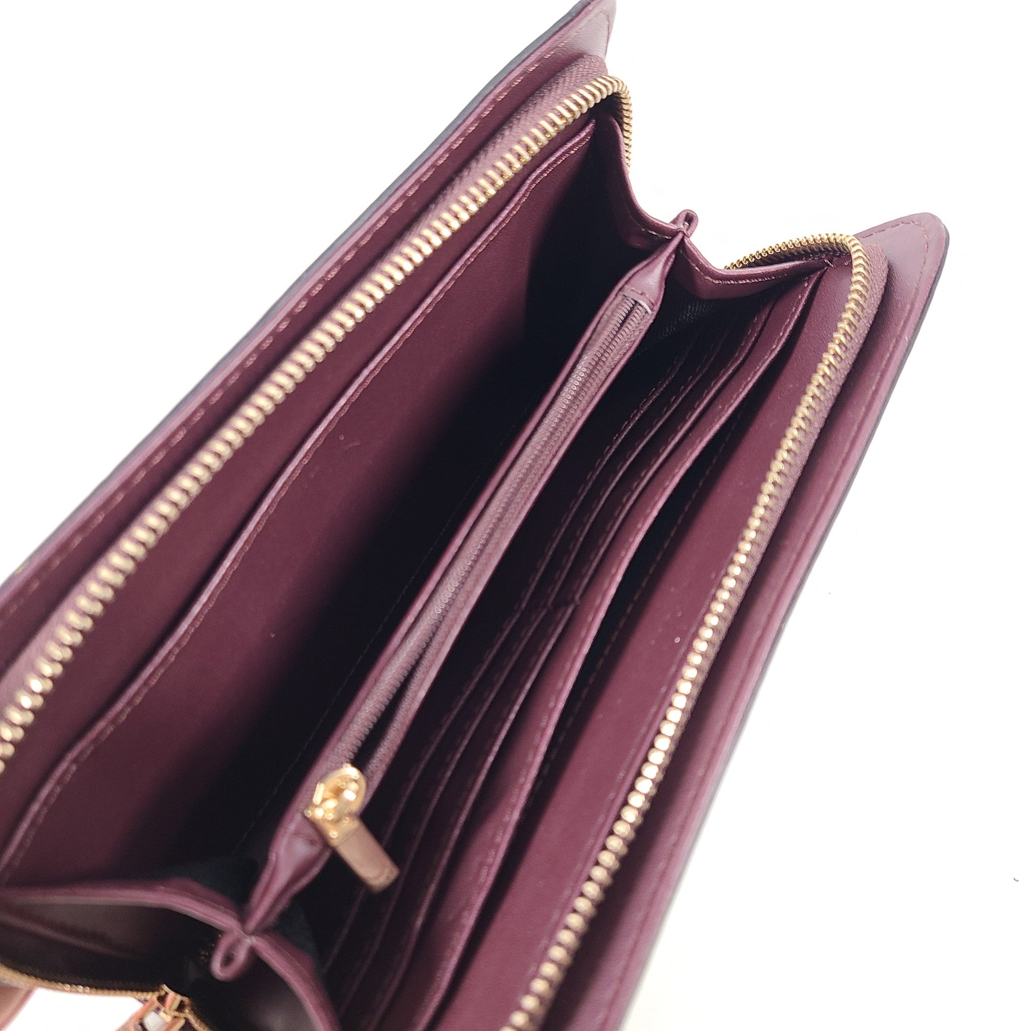 Aldo Silencer Clutch Wallet Burgundy Faux Alligator Leather