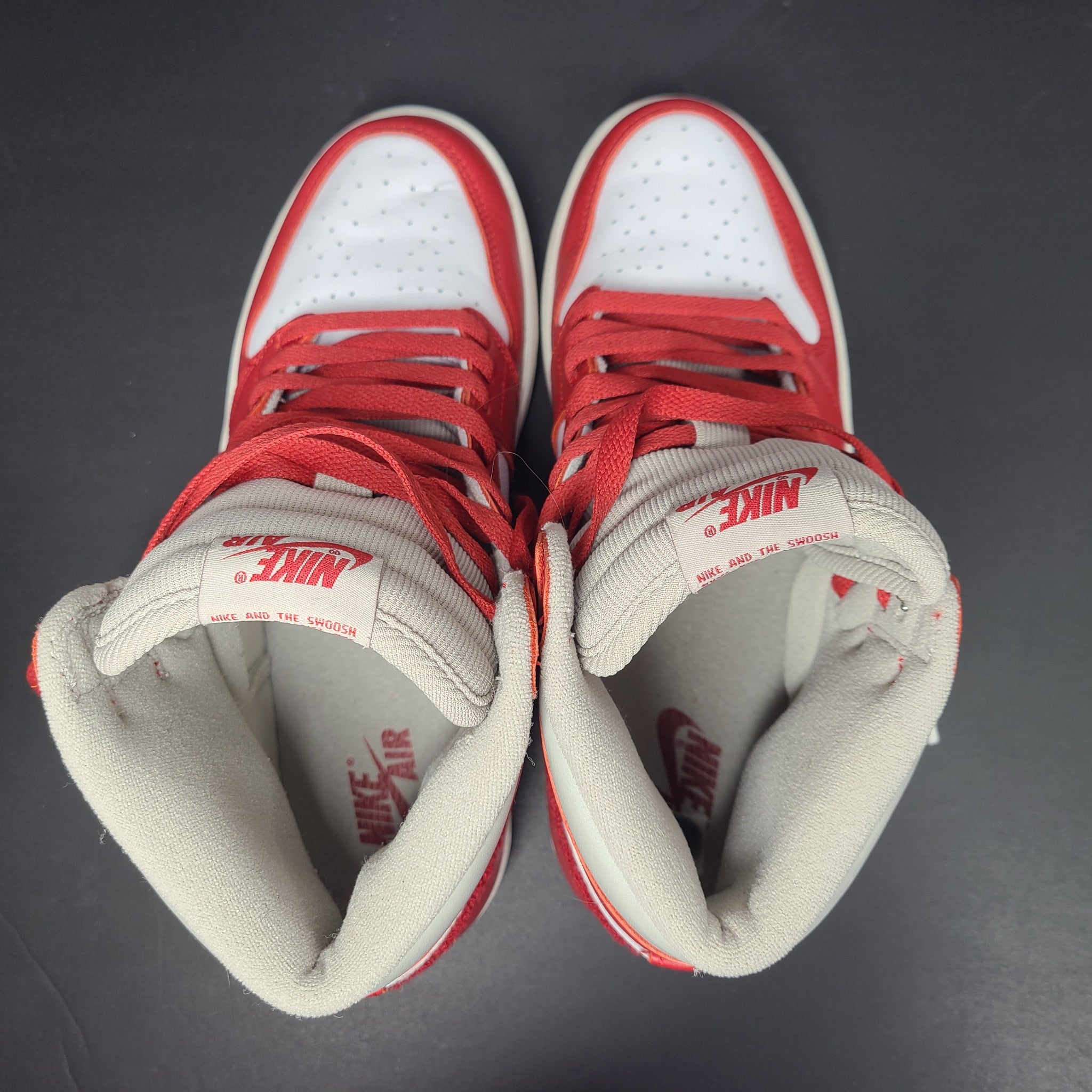 Nike Women's Air Jordan 1 Newstalgia Chenille Varsity Red DJ4891-061 Sz 8.5