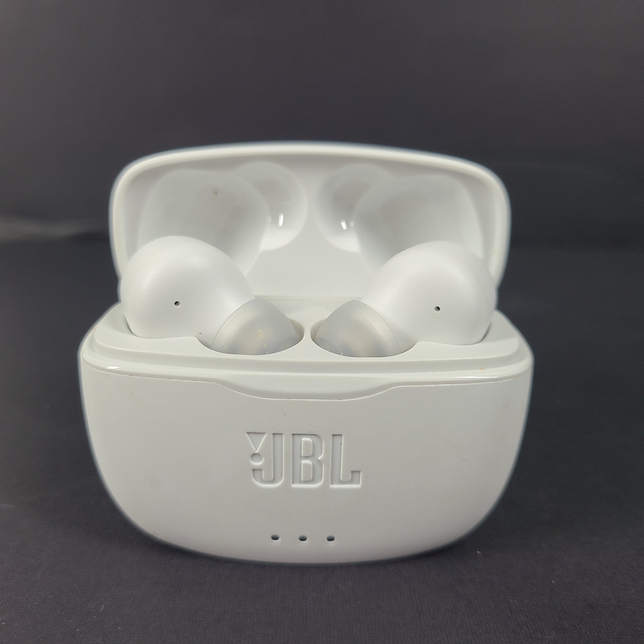 JBL Tune 215TWS True Wireless Bluetooth Earbud Headphones - White
