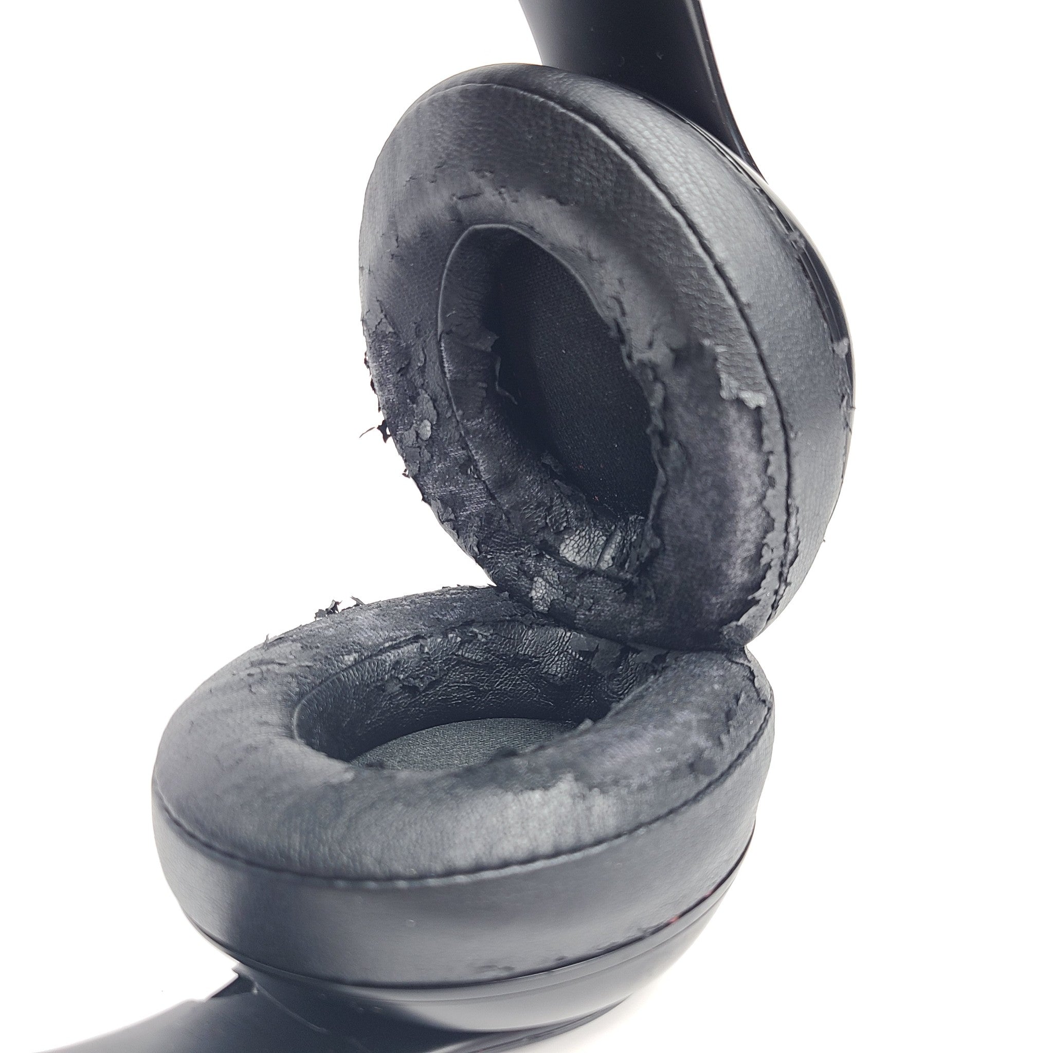 Beats Studio 3 Wireless Over the Ear Headphones Beats By Dre - Black X2