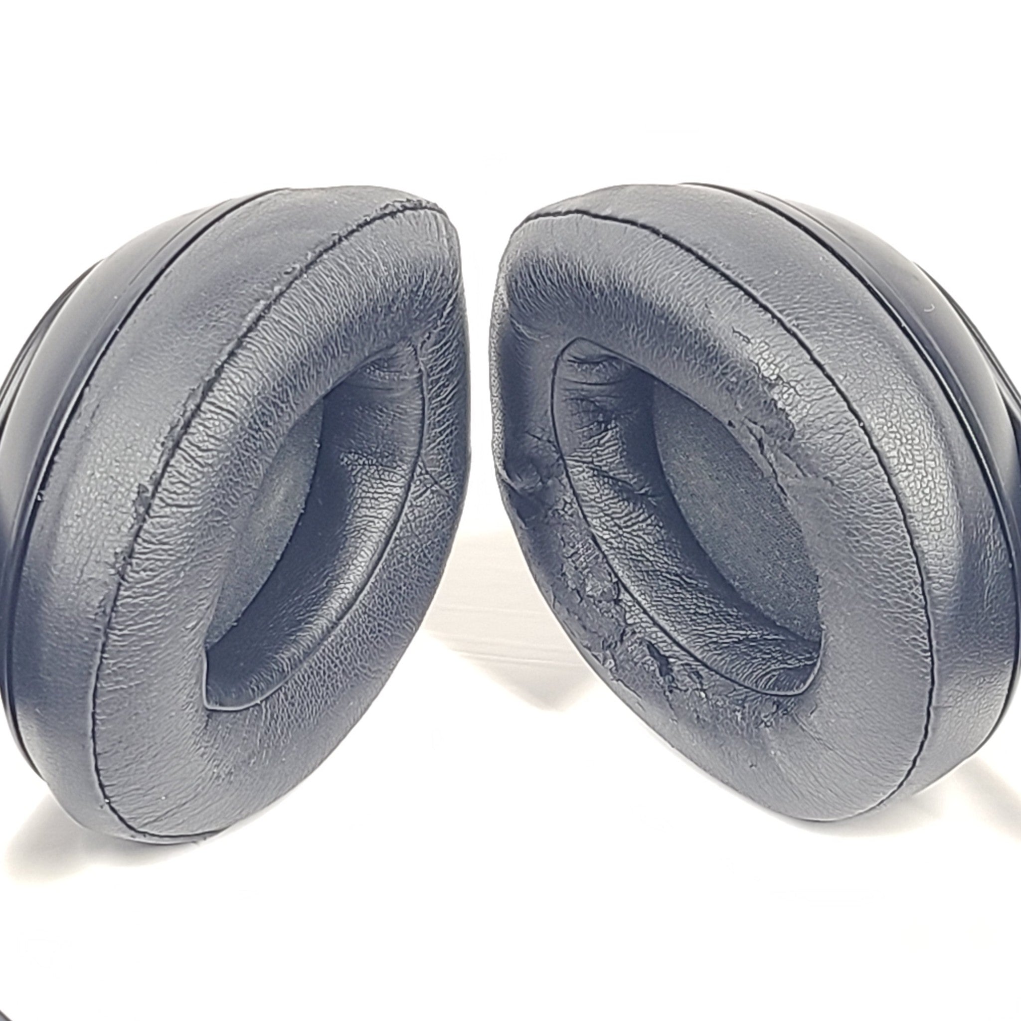Beats Studio 3 Over the Ear Wireless Headphones Beats By Dre - Black V2