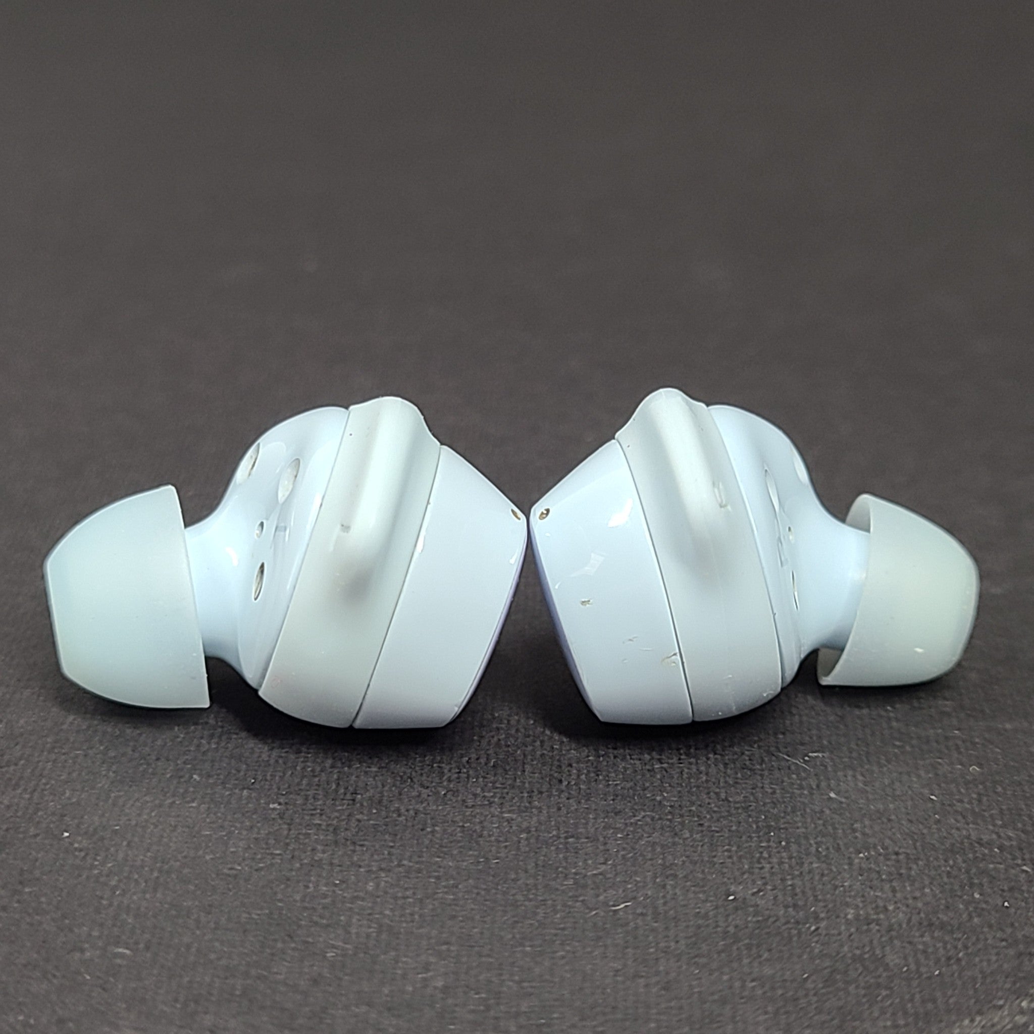 Samsung Galaxy Buds+ SM-R175 AKG Wireless In-Ear Headphones + Case - Baby Blue