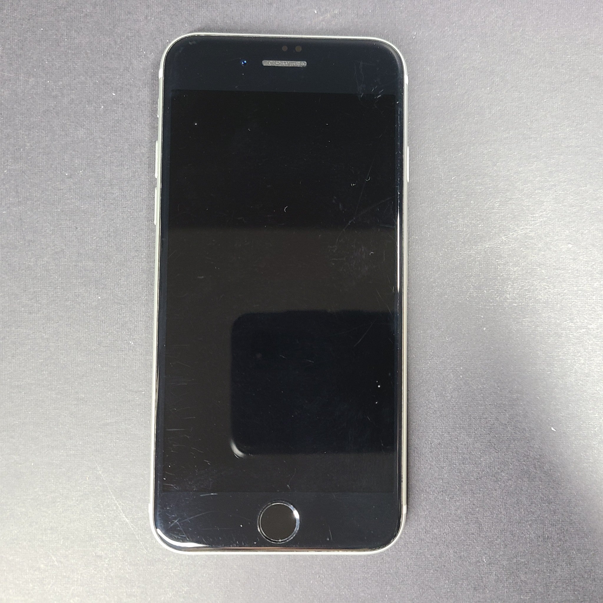 Apple iPhone SE 2 2nd Gen. (2020) – 64GB – White (Locked to Rogers)