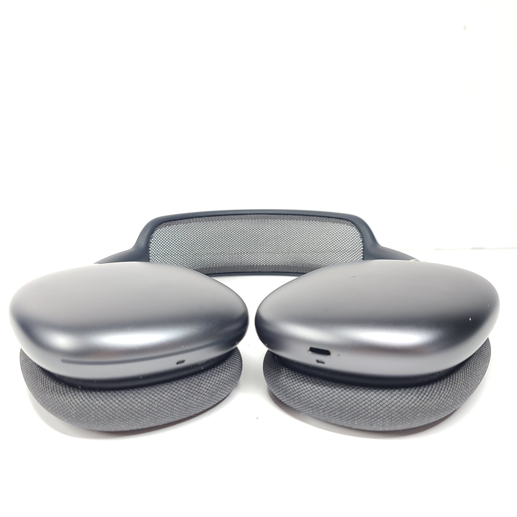 Apple AirPods Max A2096 Headphones NC Wireless Bluetooth Gray No Case READ!