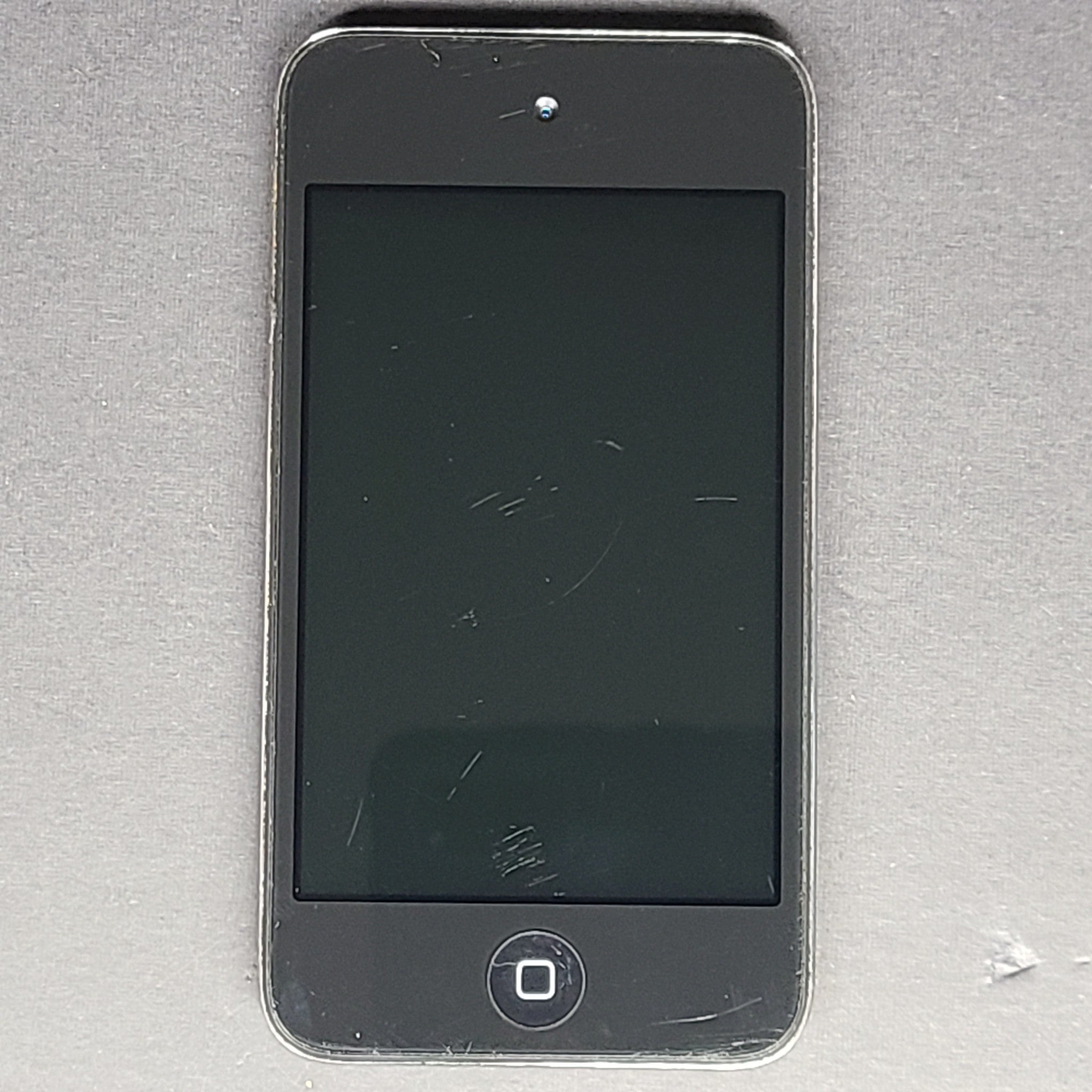 Apple iPod Touch 4th Generation 32GB Music MP3 Player - Black