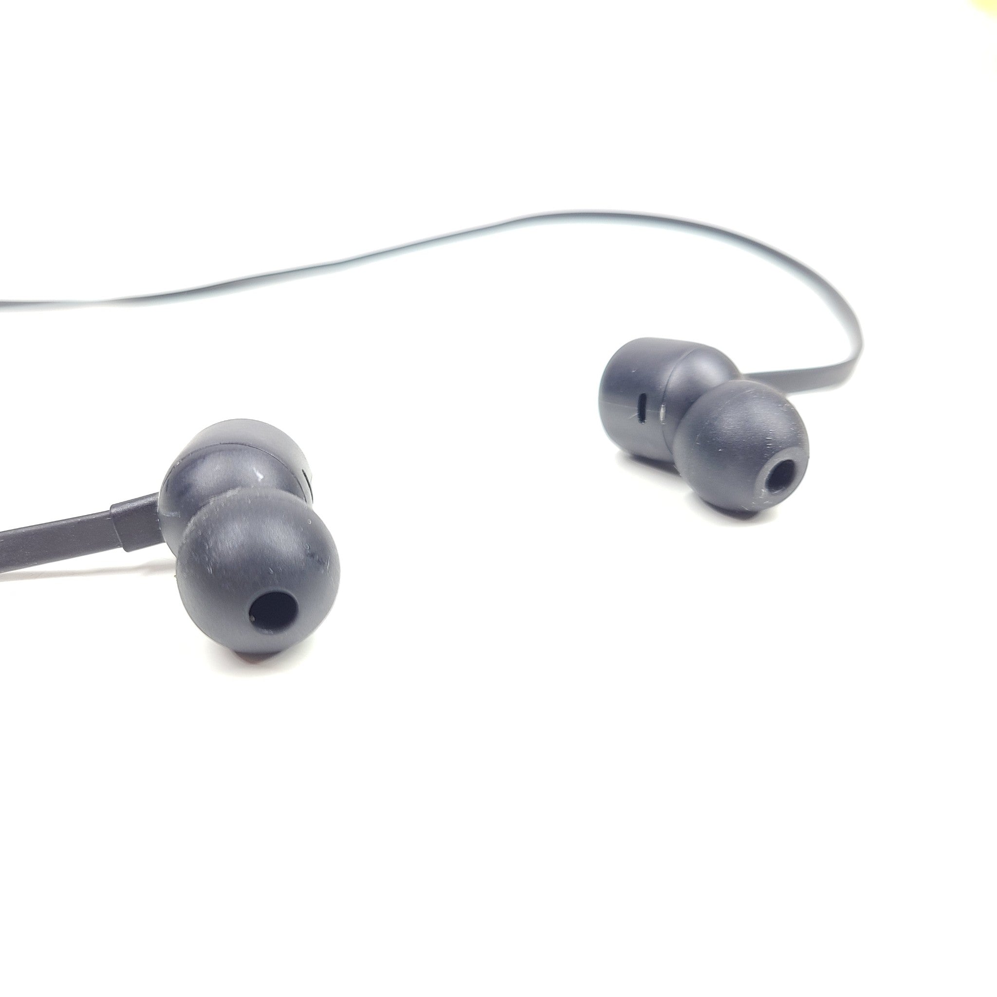 Beats by Dr. Dre Flex Wireless Bluetooth In-Ear Headphones A2295 - Beats Black