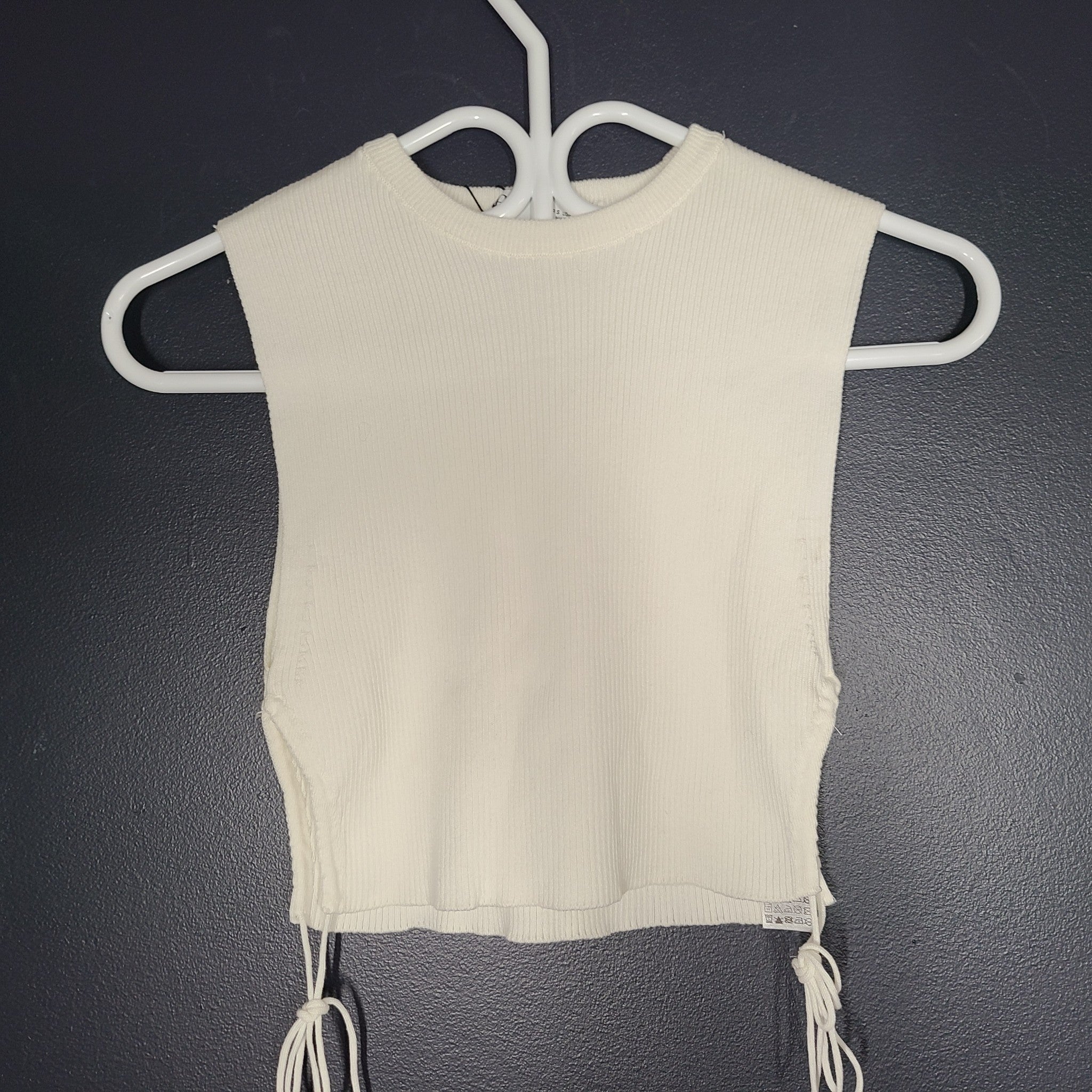 Zara Women's Side Cut Out Knit Top Tank Shirt Shirt White Sz S