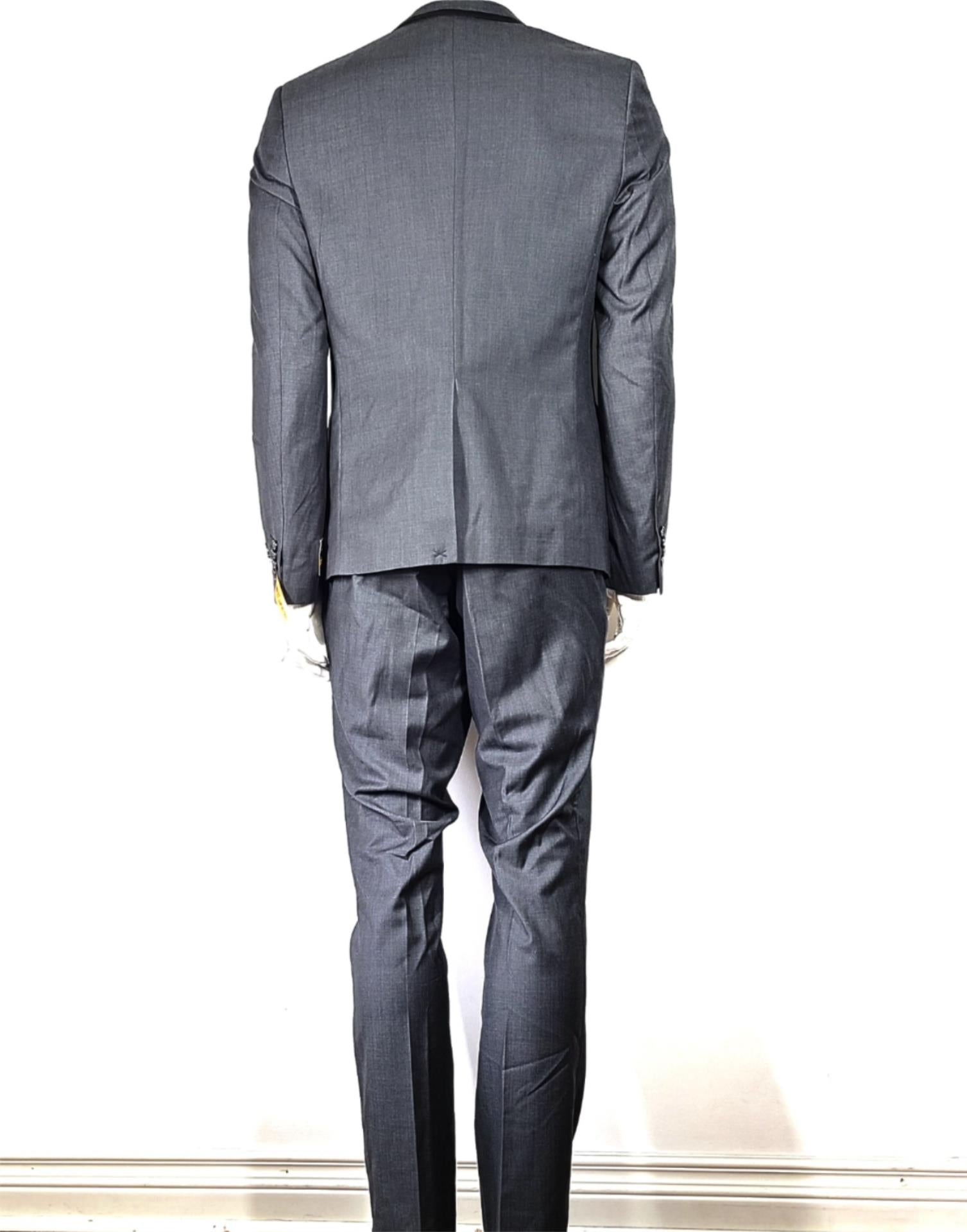 Brogue Italy Skinny Fit Suit Jacket & Pants Gray Sz 42 / 38 Waist