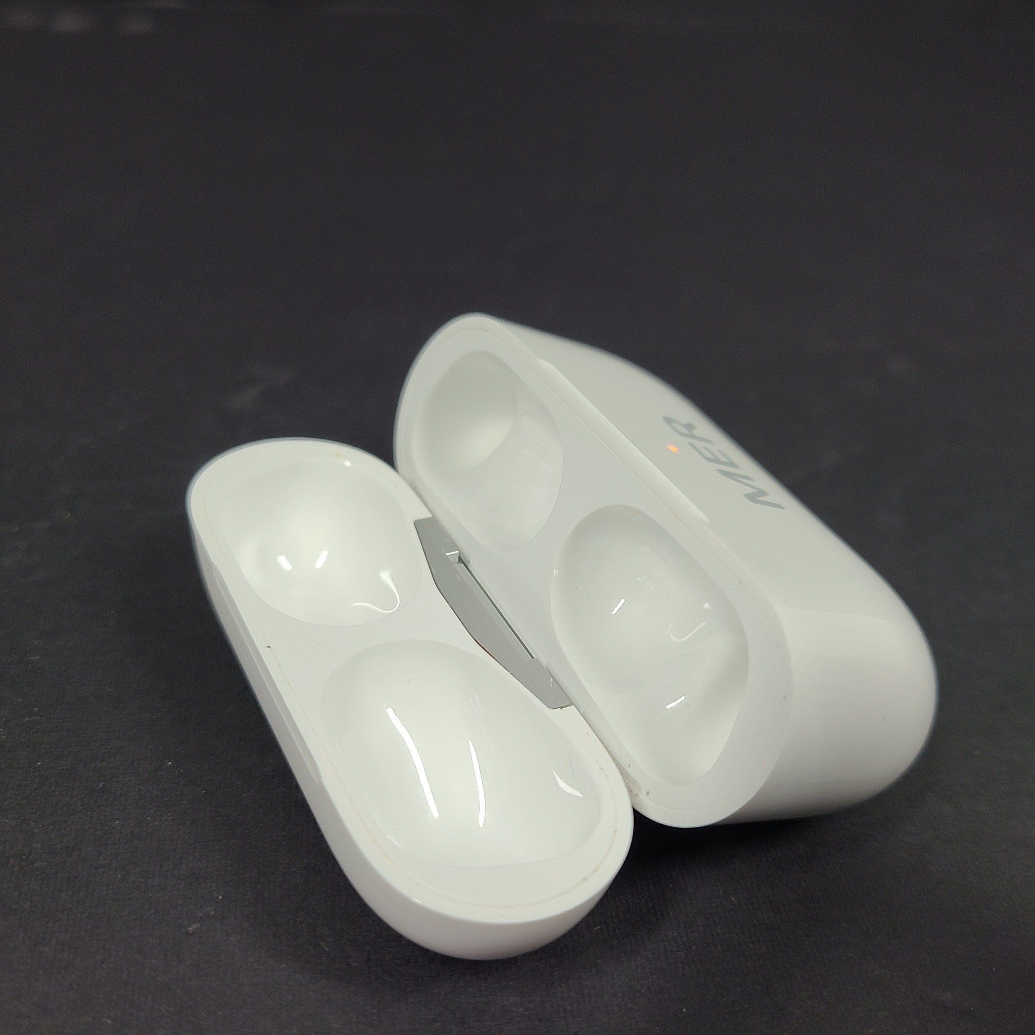 Apple Airpods Pro 1st Gen Case A2190 MagSafe Charging Case Original OEM PE CN