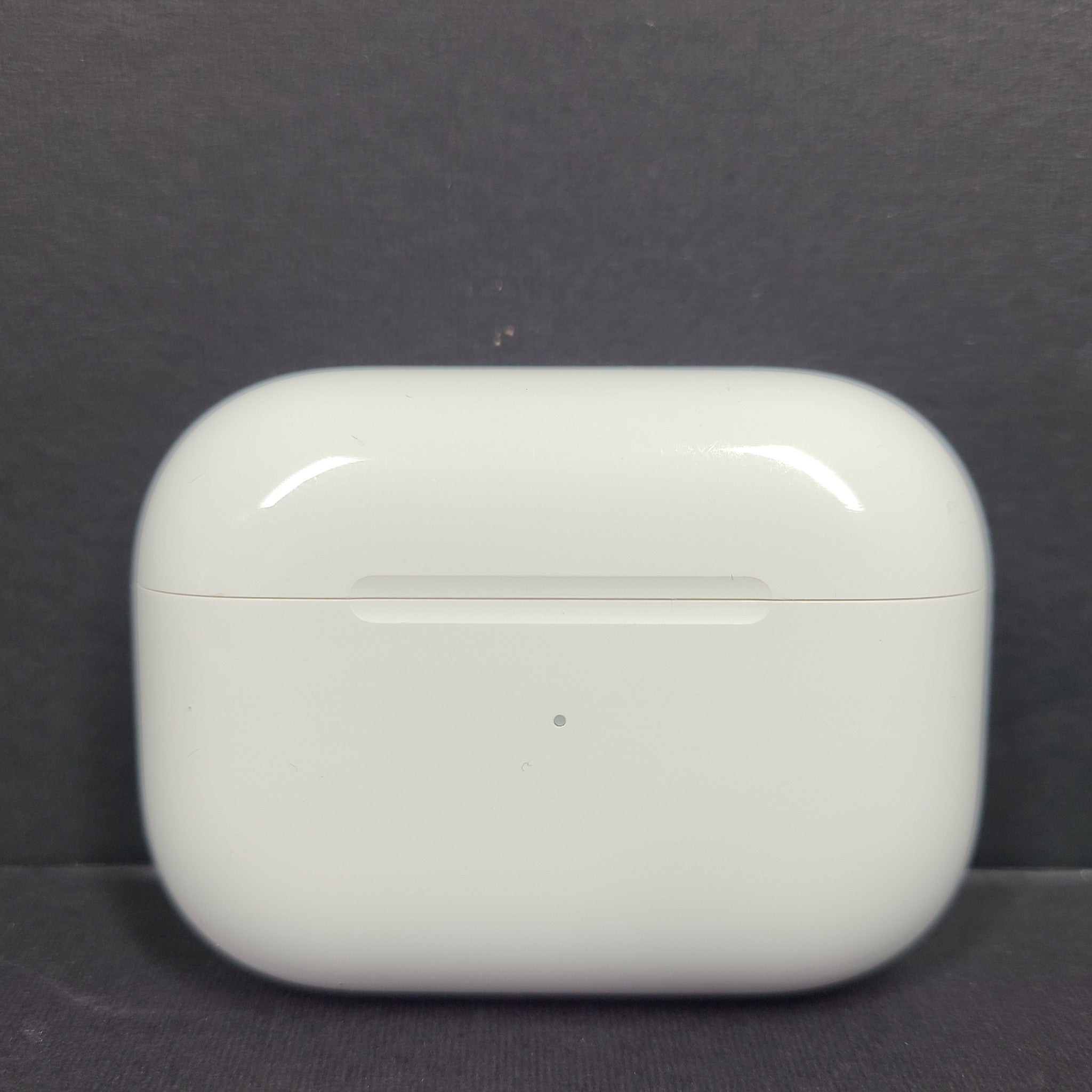 Apple AirPod Pro 2nd Generation Charging Case MagSafe LIGHTNING A2700 100% OEM