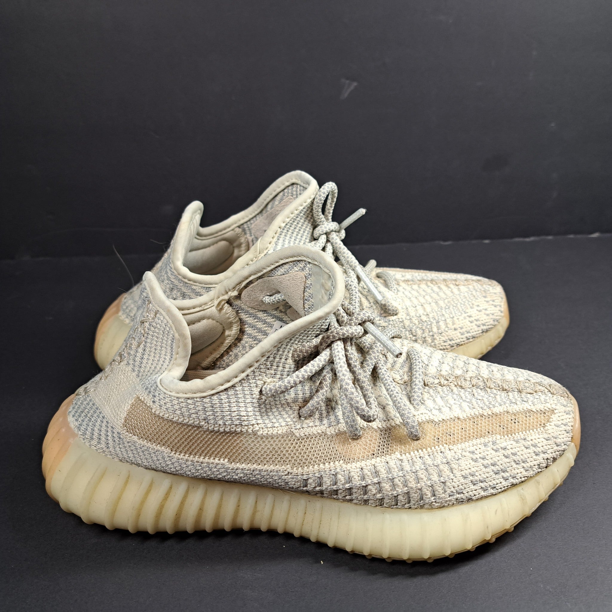 adidas Yeezy Boost 350 V2 'Lundmark Non-Reflective' Sneakers FU9161 Sz 4