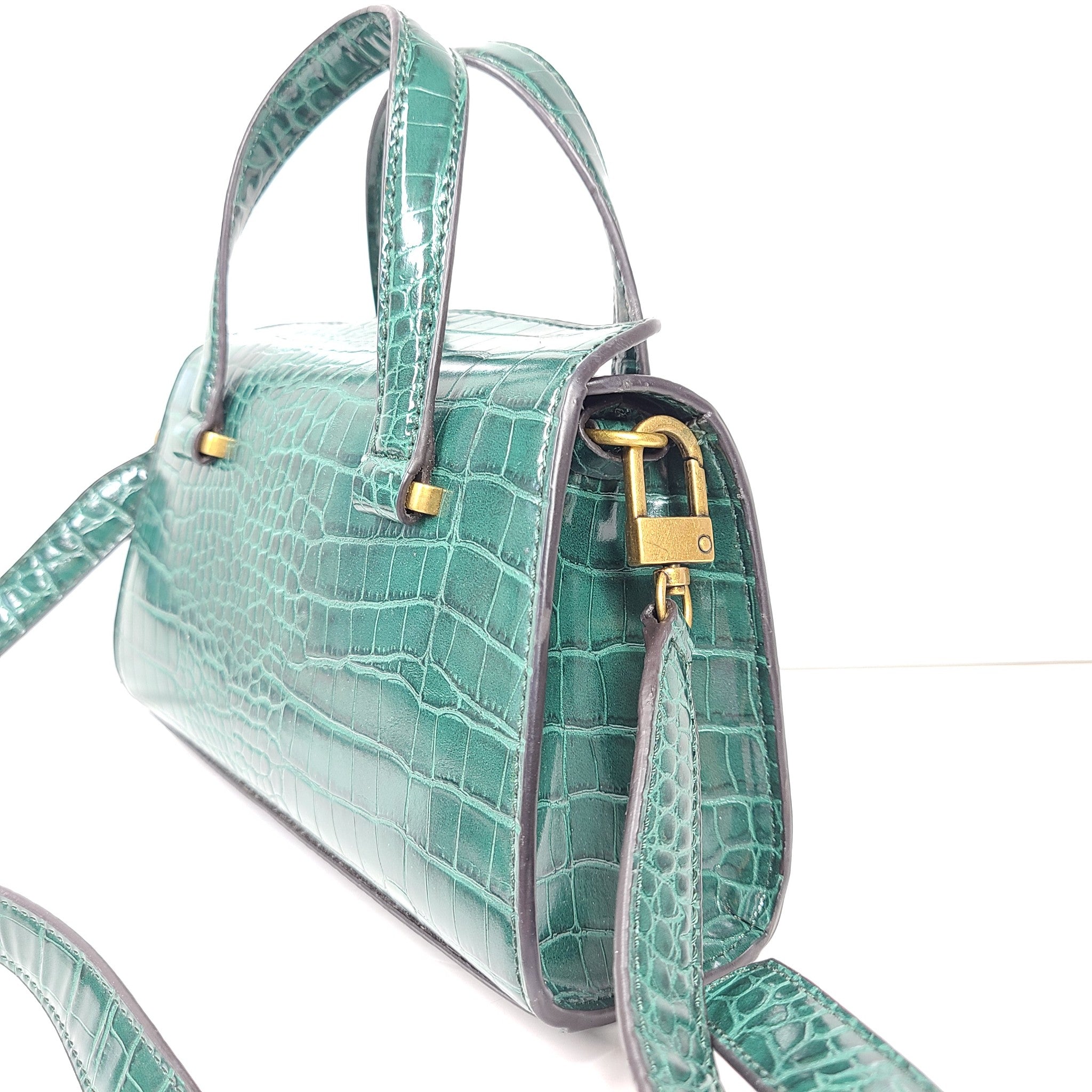 Guess Women's Stephi Crocodile Mini Girlfriend Handbag Crossover Green
