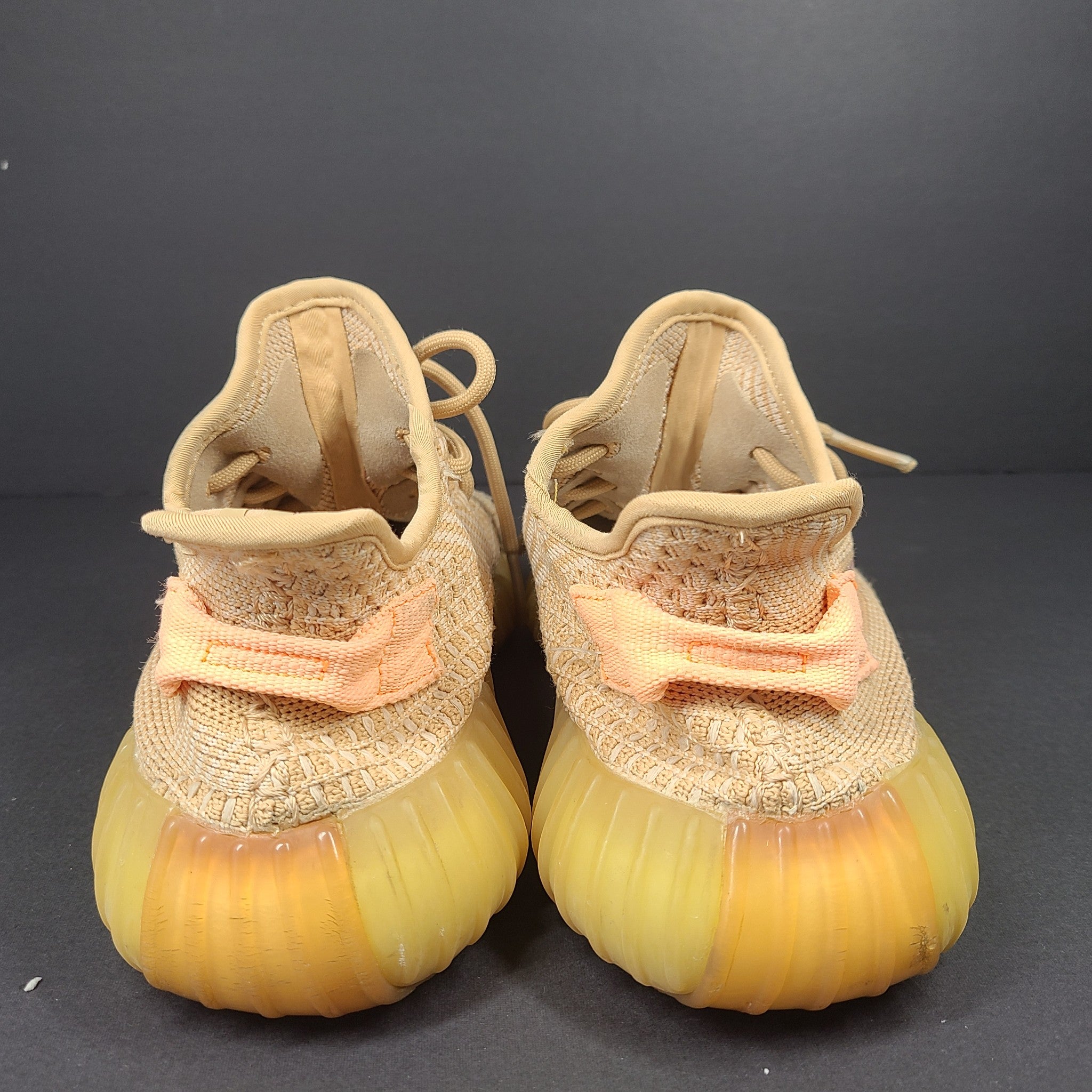 Adidas Women's Yeezy Boost 350 V2 Clay Sz 6.5