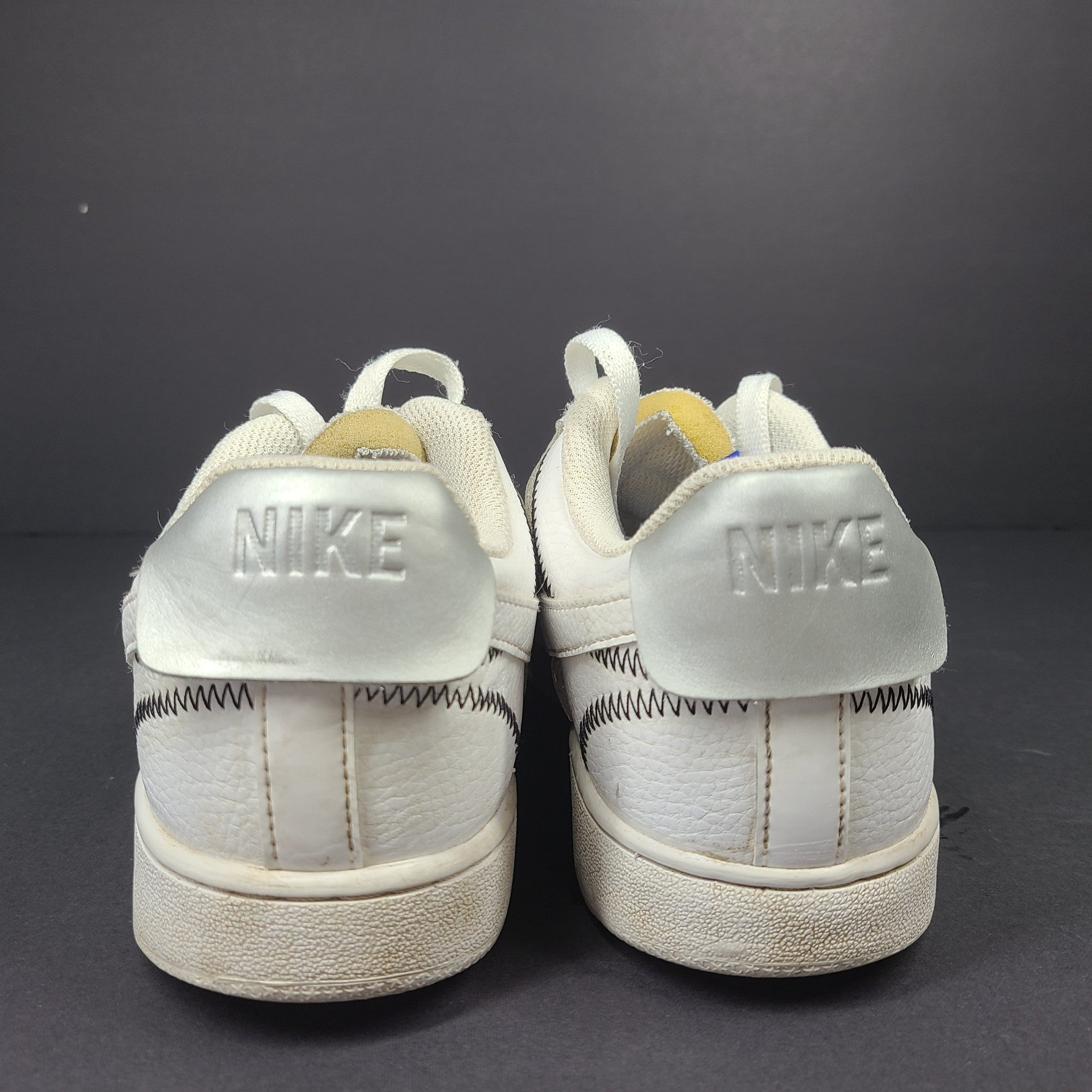 Nike Women's Court Vision Low SE White Metallic Silver DD1648-100 Sz 7.5