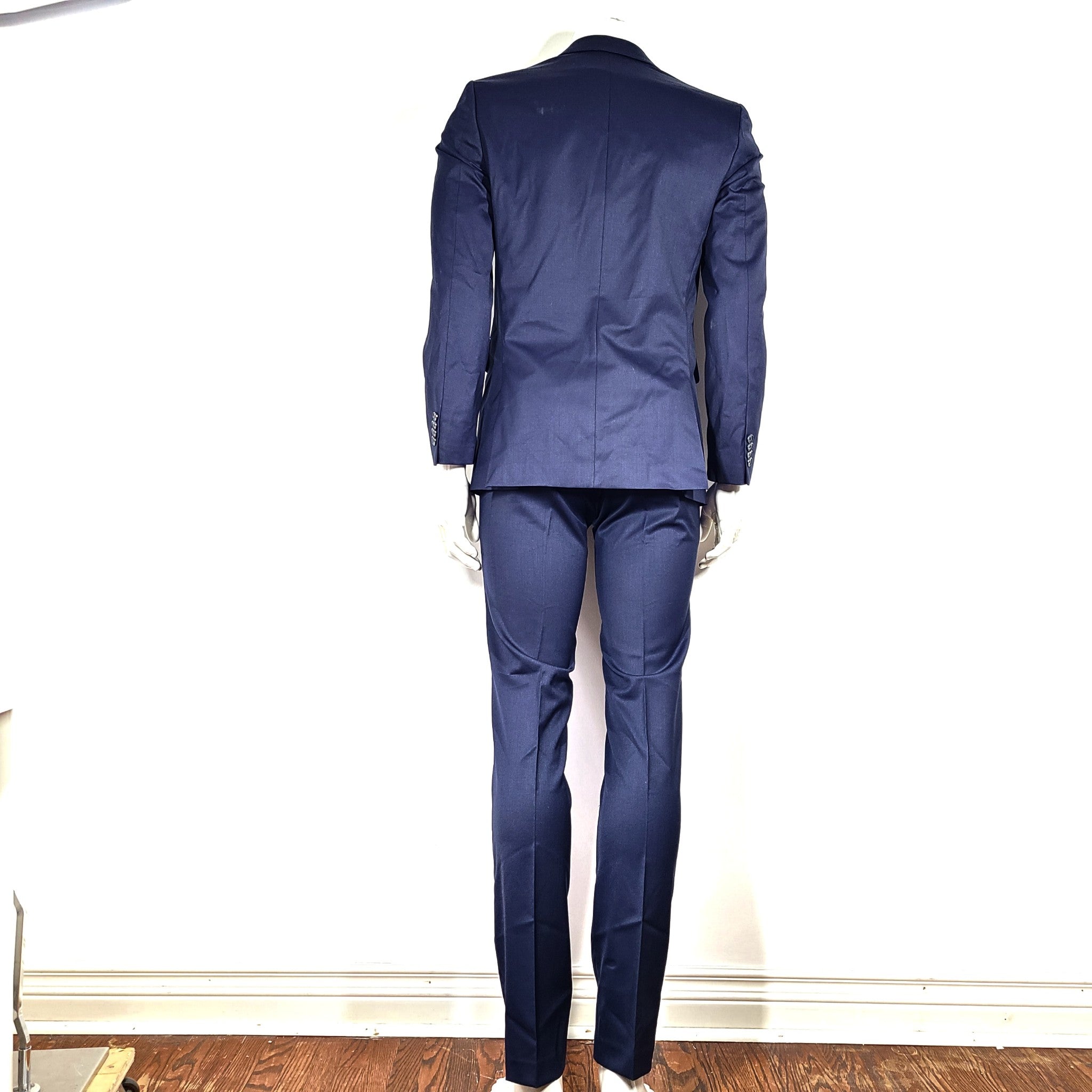 Tristan 2 Piece Suit Fitted Blazer & Slim Pants Navy Blue Sz 36 / 30 Waist