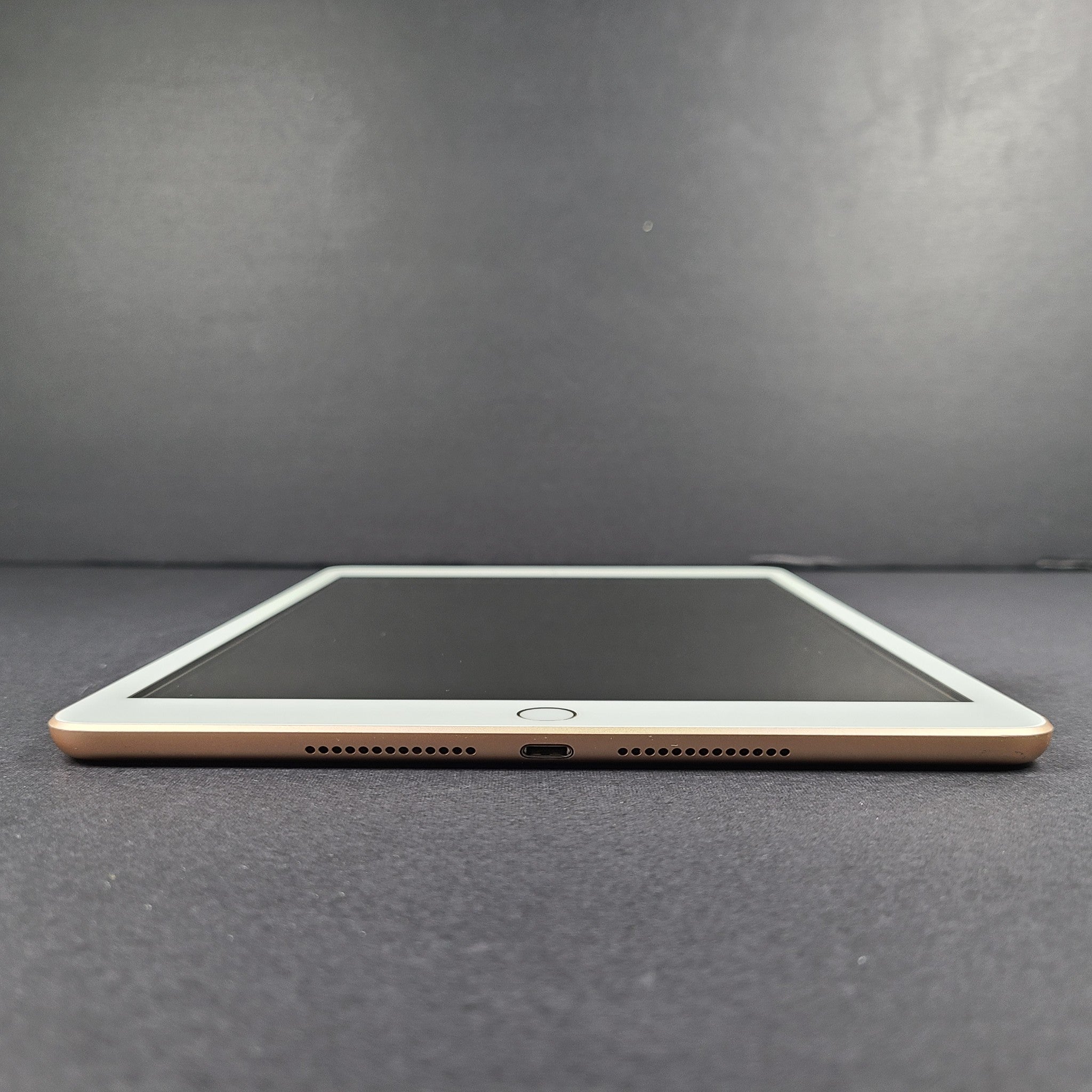 Apple iPad 8th Generation A2270 128GB Wi-Fi 10.2in - Rose Gold - Excellent!