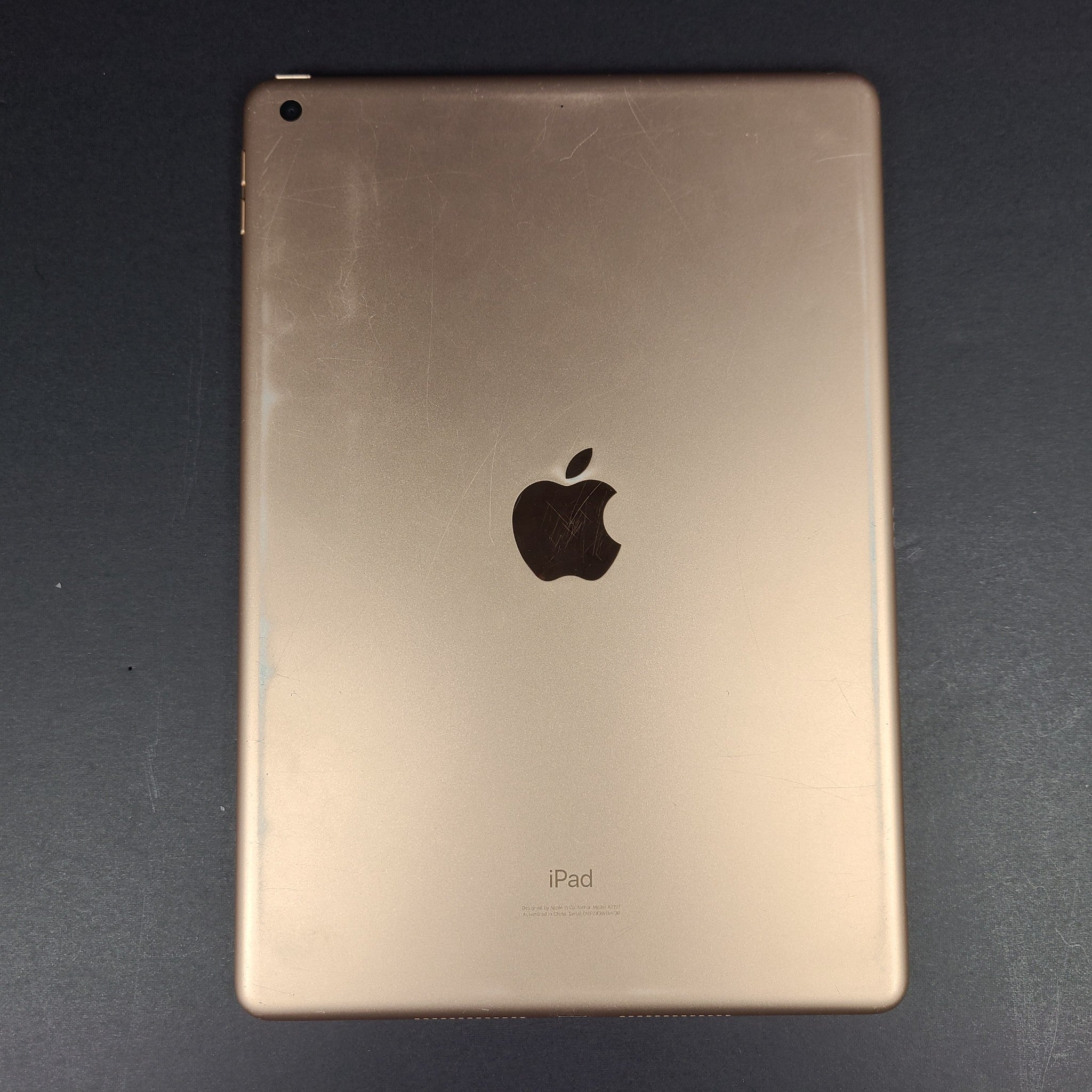 Apple iPad 8th Generation A2270 128GB Wi-Fi 10.2in - Rose Gold - Excellent!