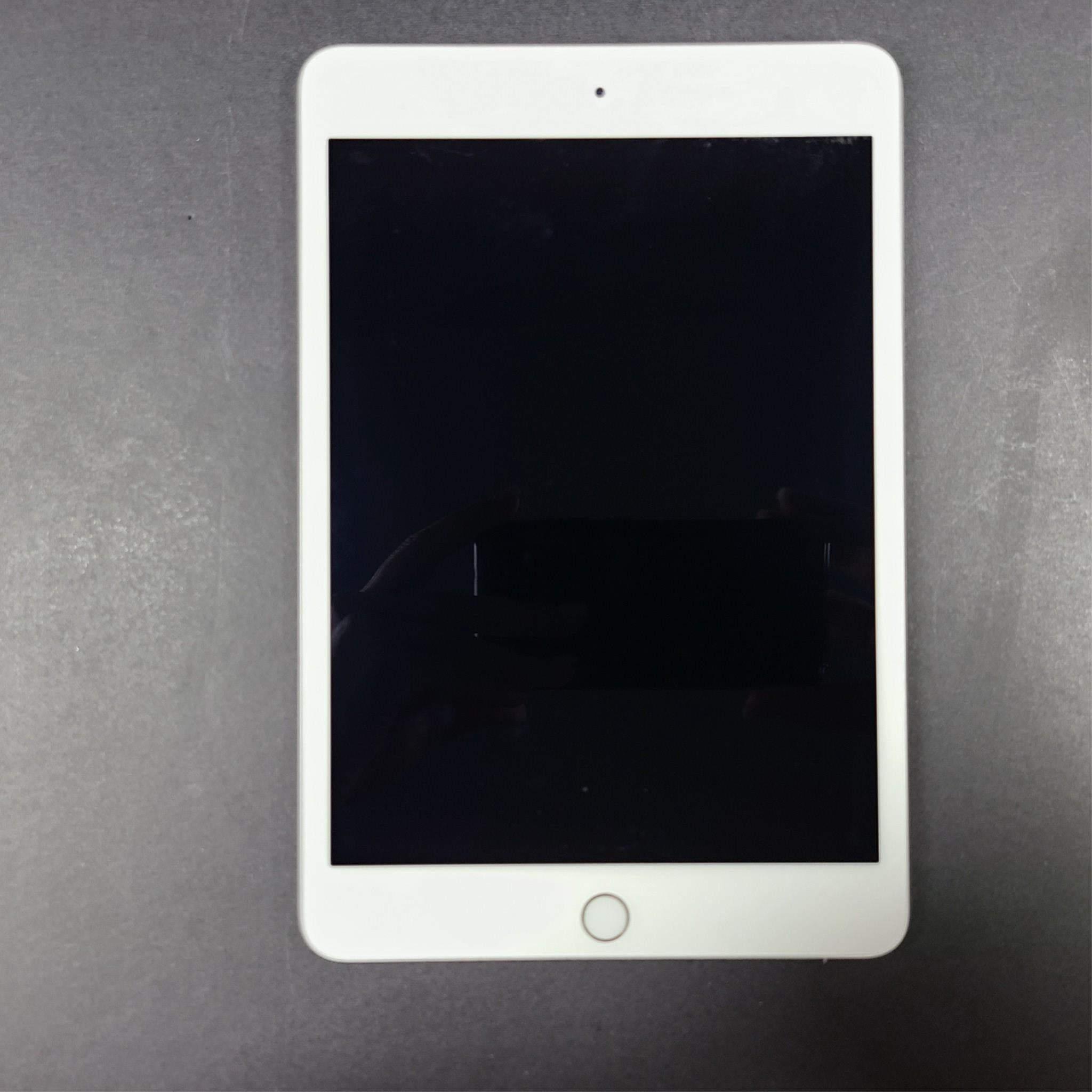 Apple iPad mini 4 (4th Gen)128GB, Wi-Fi, 7.9in iOS Tablet A1538 - Silver