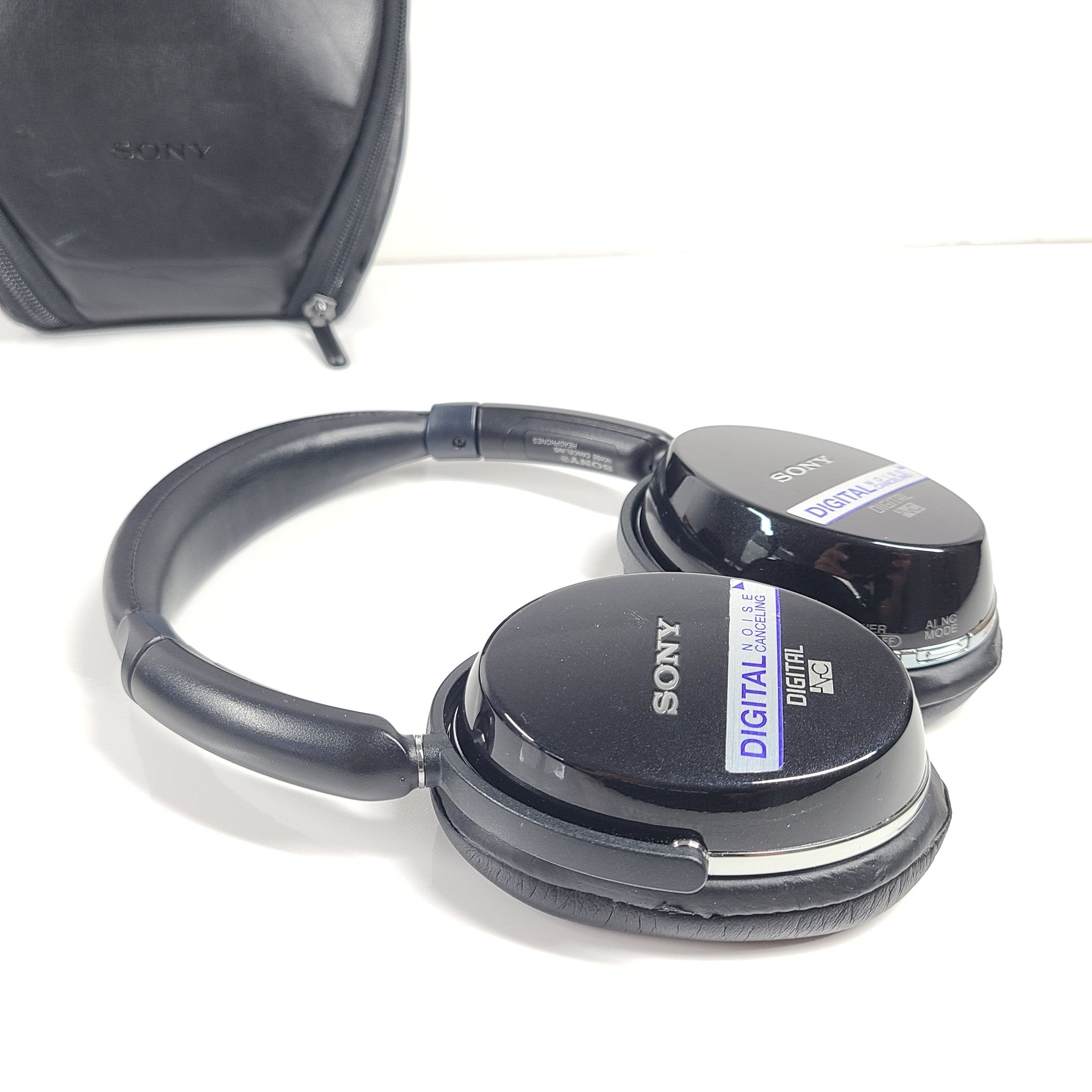 Sony MDR-NC500D Wired Noise Canceling Headband Headphones - Black