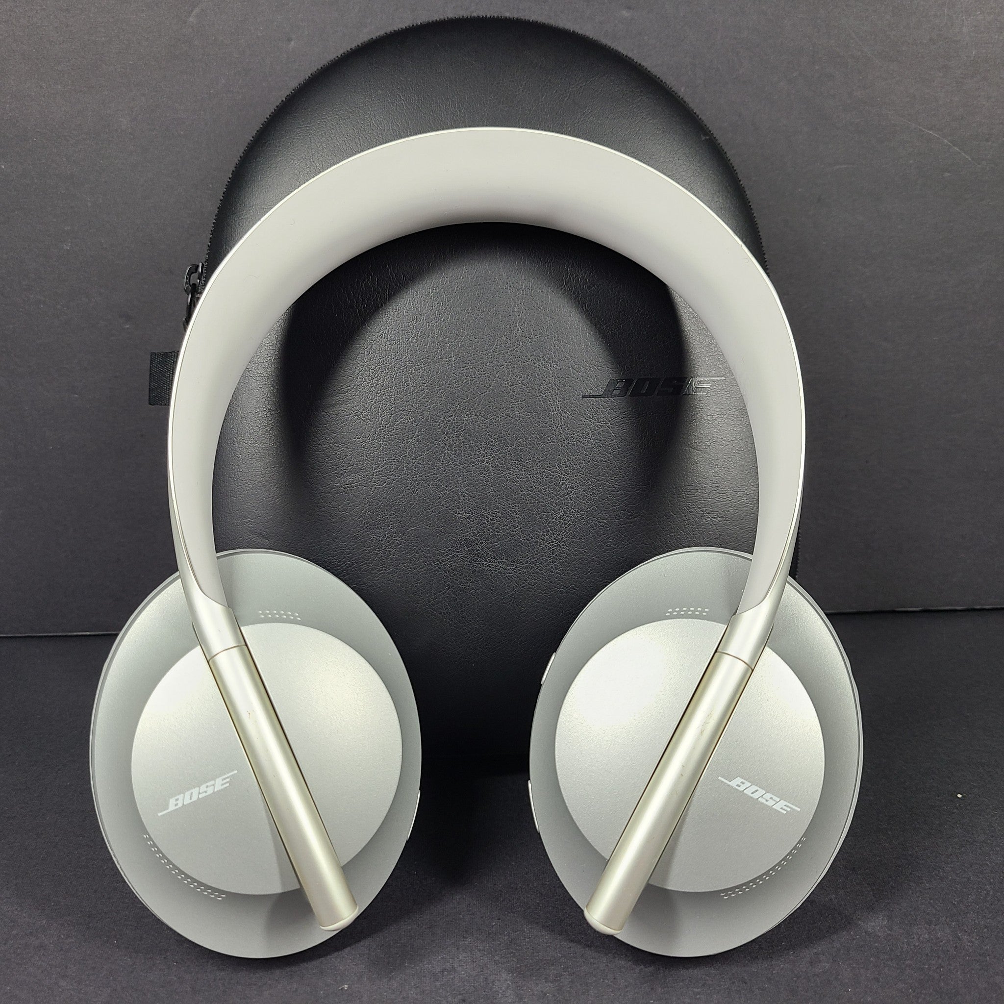 Bose 700 Noise-Cancelling Bluetooth Wireless Headphones NC700 - Silver - Grade A