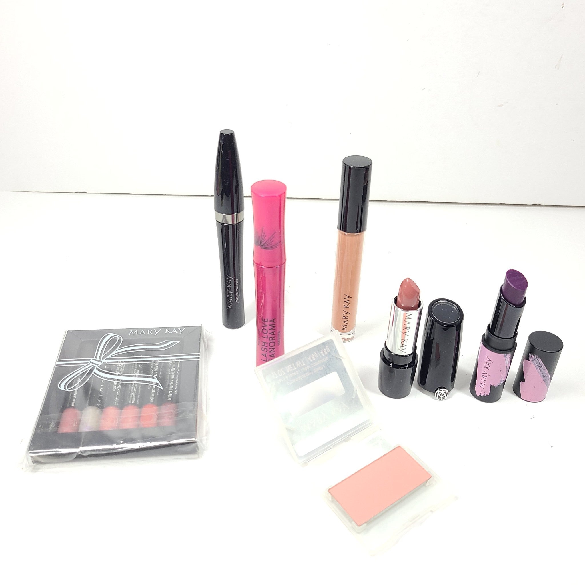 Set of 7 x Mary Kay Cosmetics + Bag 2 x Mascara Lip Balm Gloss Blush Lipstick
