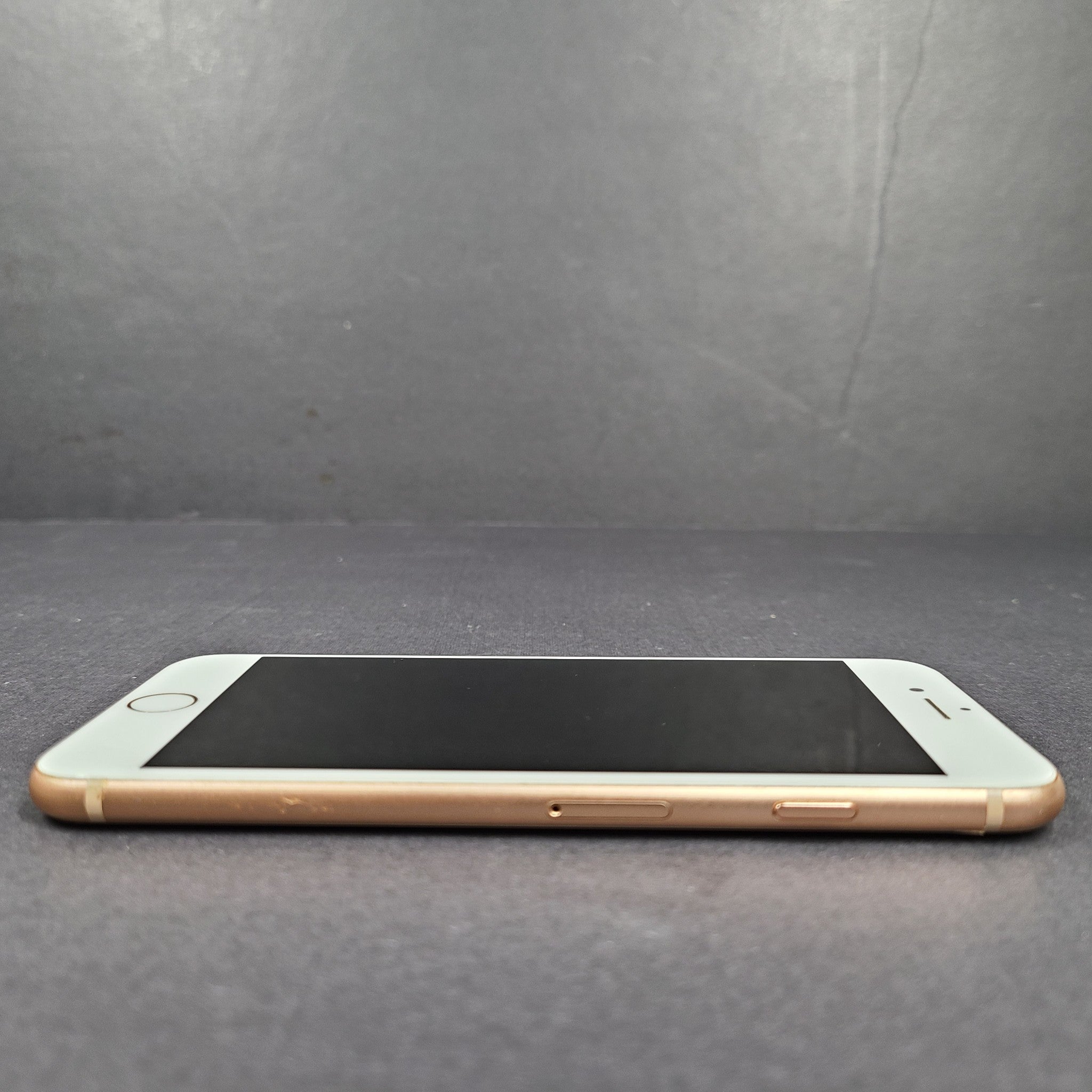 Apple iPhone 8 - 64GB - Rose Gold (Unlocked) A1905 (GSM) Smartphone