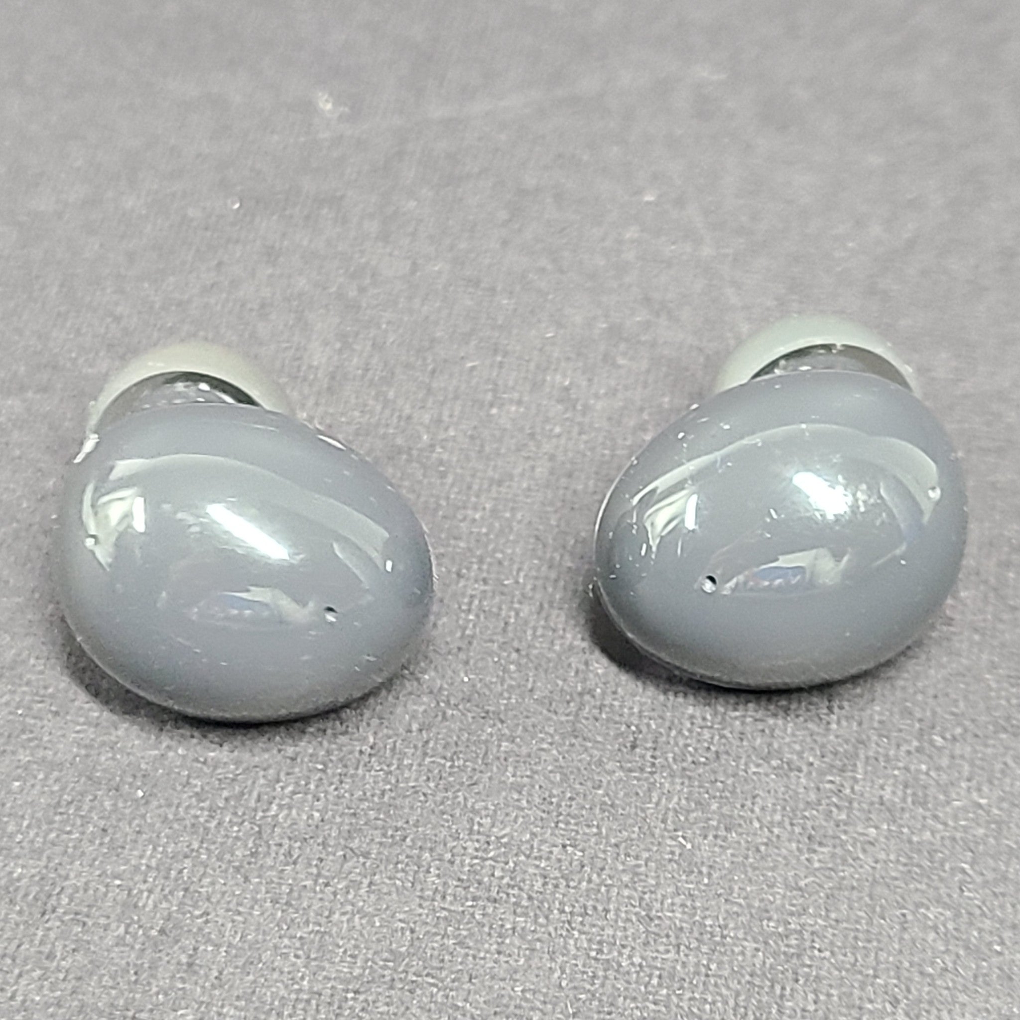 Samsung Galaxy Buds 2 SM-R177 Wireless Bluetooth Earbuds w/ Case Black & White