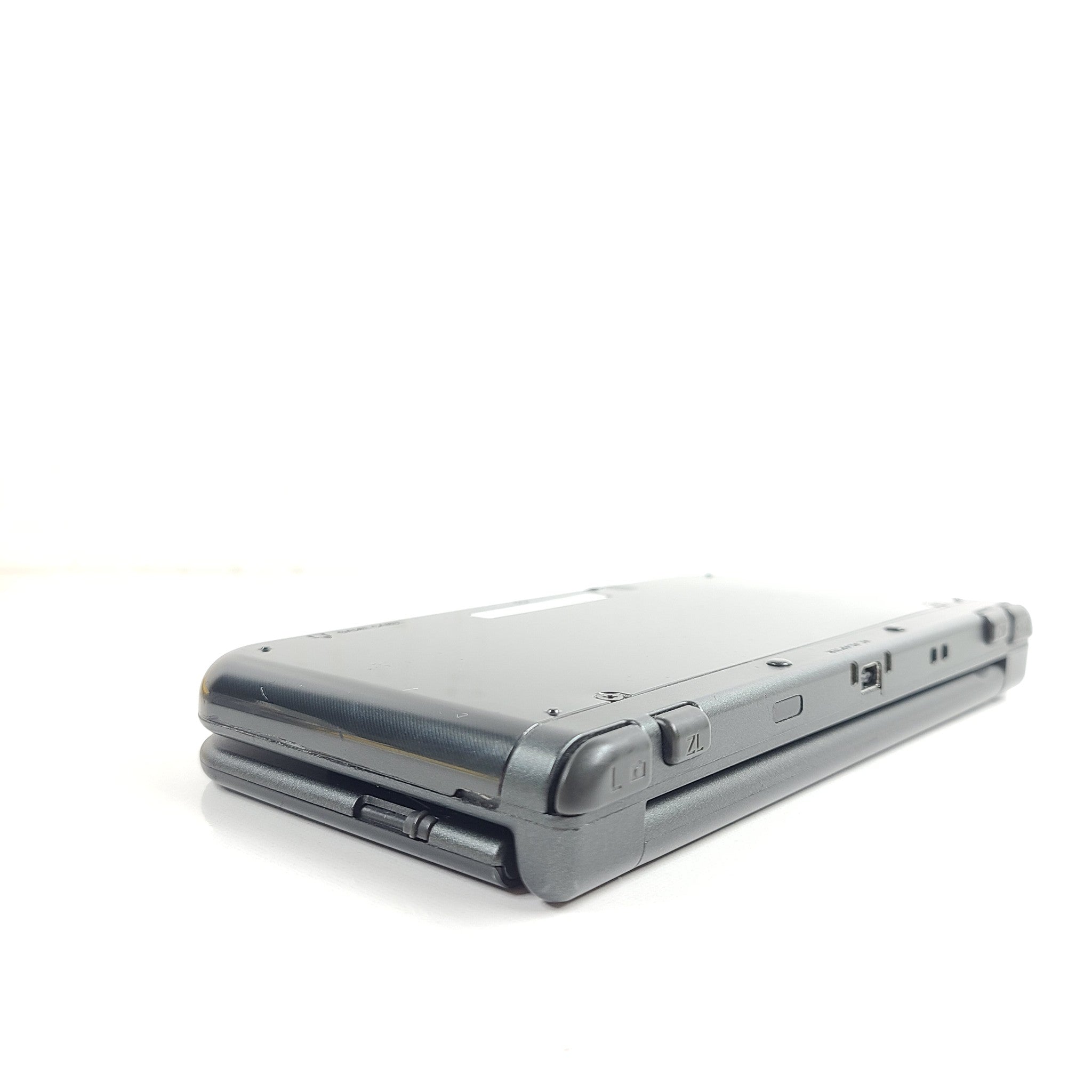 Nintendo New 3DS XL Gray Handheld System Excellent