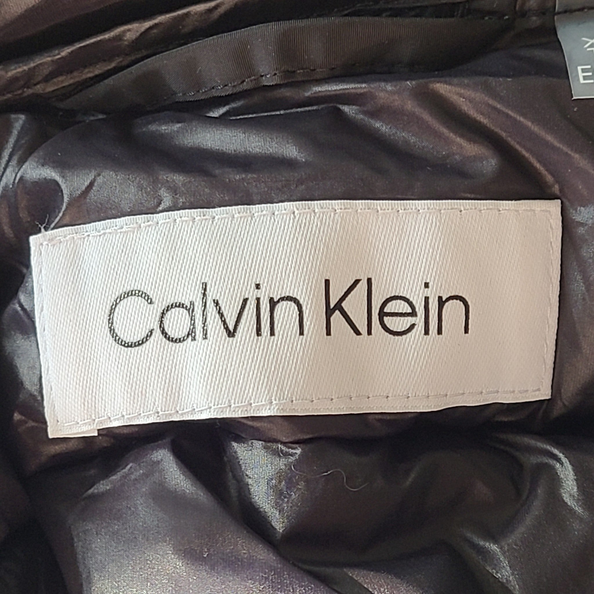 Calvin Klein Women's Long Puffer Coat Parka Quilted Faux Fur Trim Hood Black