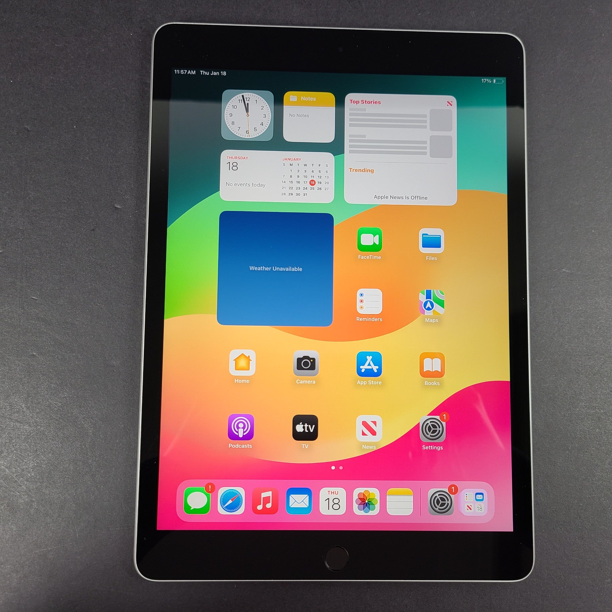 Apple iPad 9th Gen. 64GB A2602 Wi-Fi 10.2 in - Silver - Excellent Condition