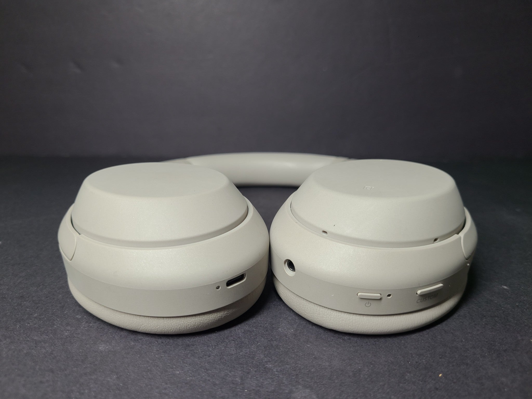 Sony WH-1000XM4 Wireless Over-Ear NC Bluetooth Headphones - Silver GRADE B