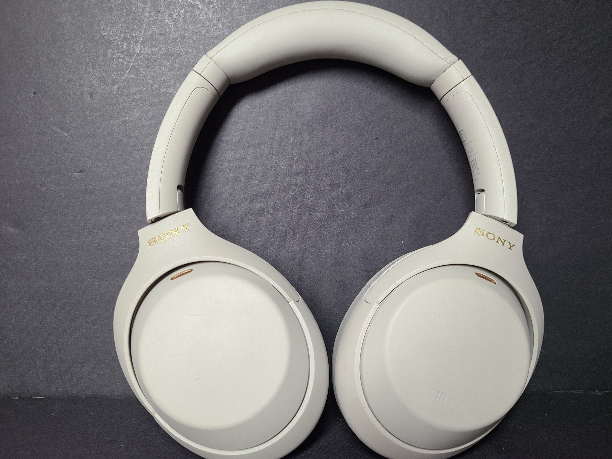 Sony WH-1000XM4 Wireless Over-Ear NC Bluetooth Headphones - Silver GRADE B