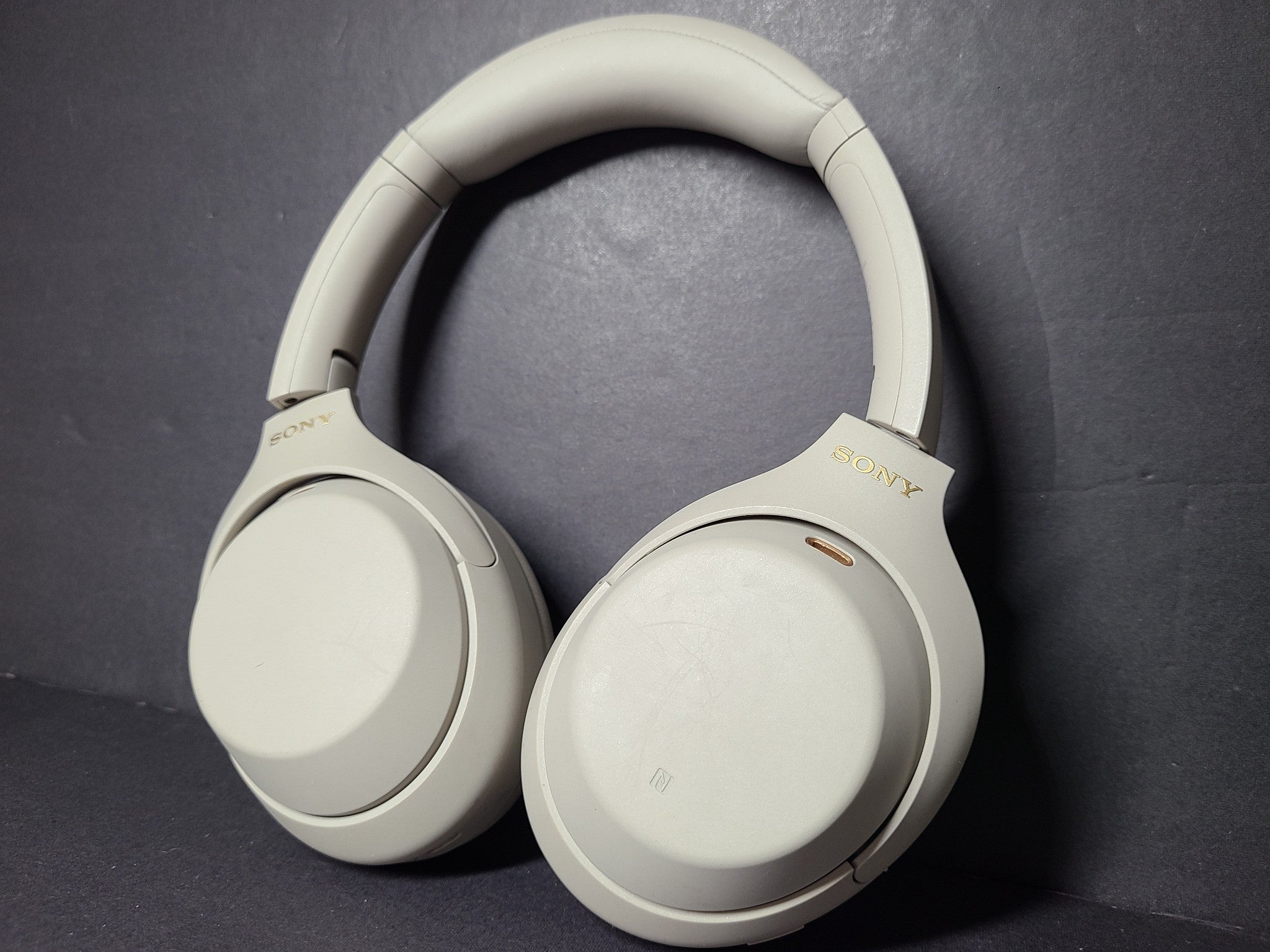 Sony WH-1000XM4 Wireless Over-Ear NC Bluetooth Headphones - Silver GRADE B